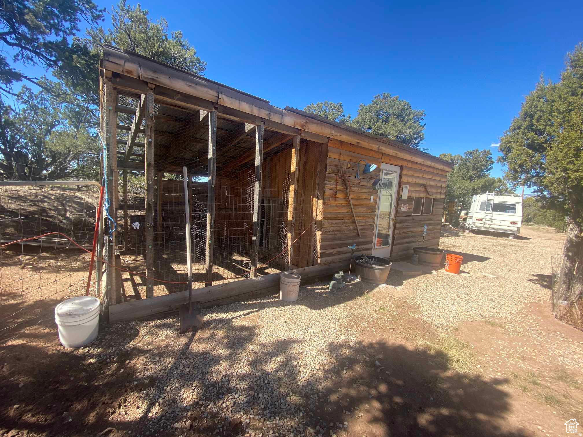 main property photo 81