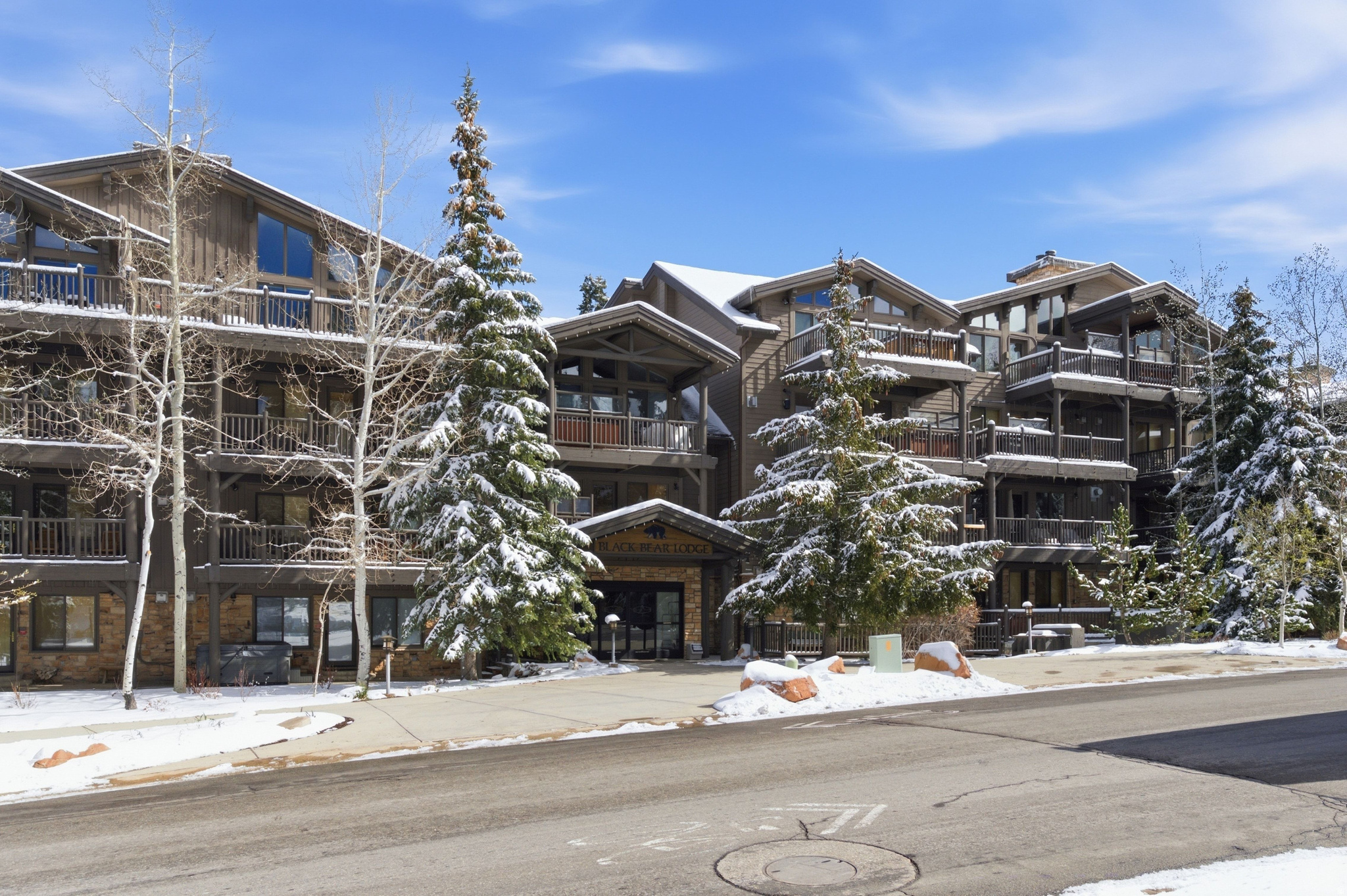 main property photo 27