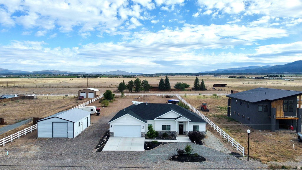 main property photo 77