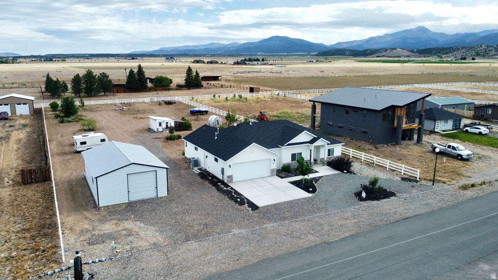 main property photo 78