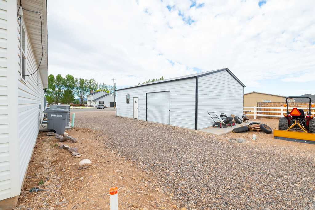 main property photo 91