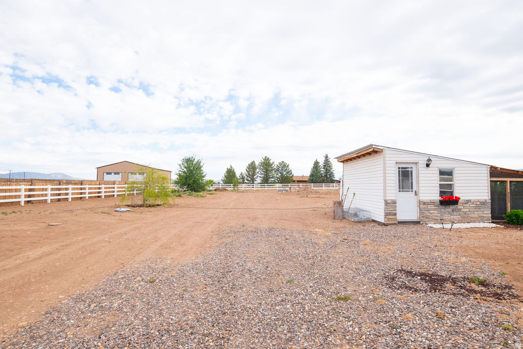 main property photo 94