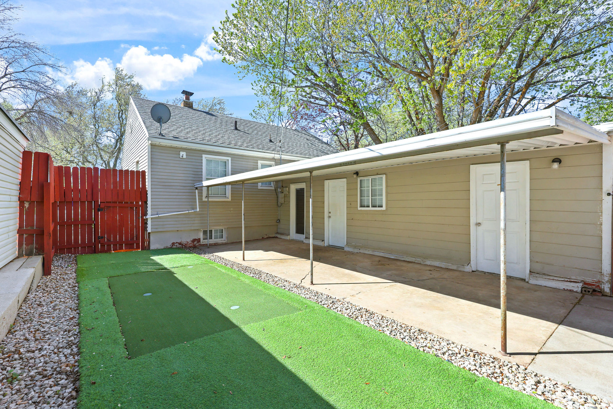 main property photo 21