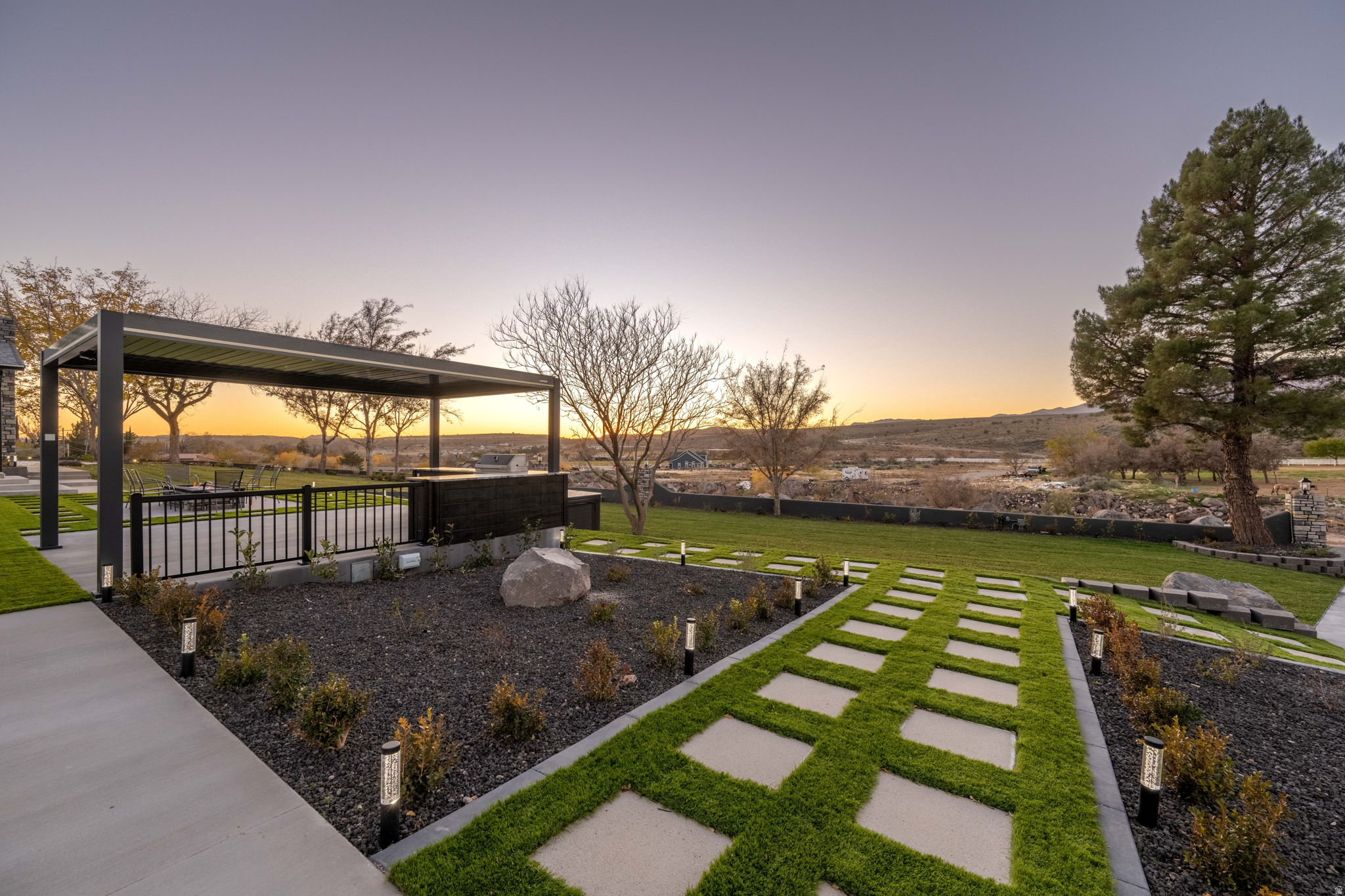 main property photo 79