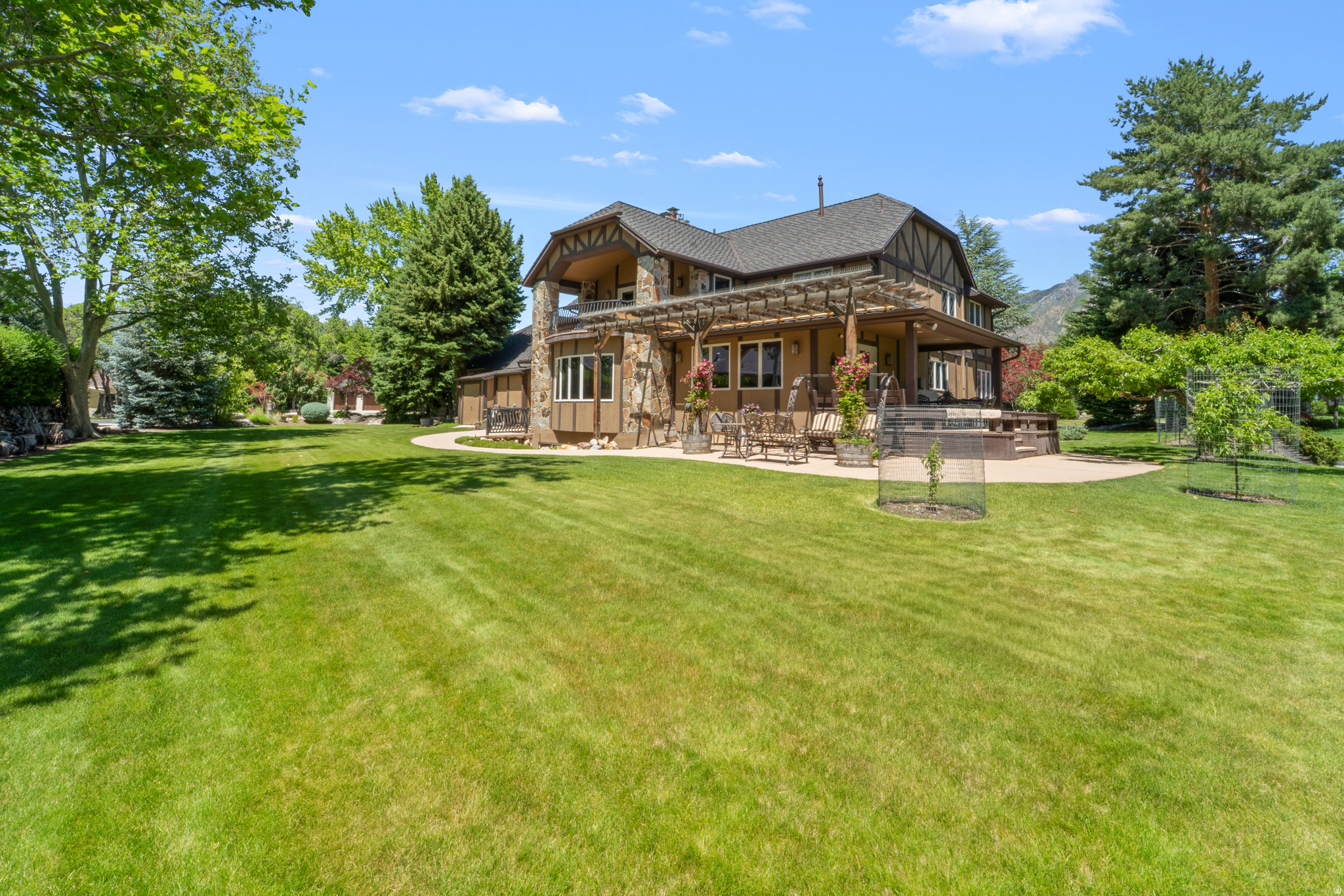 main property photo 68