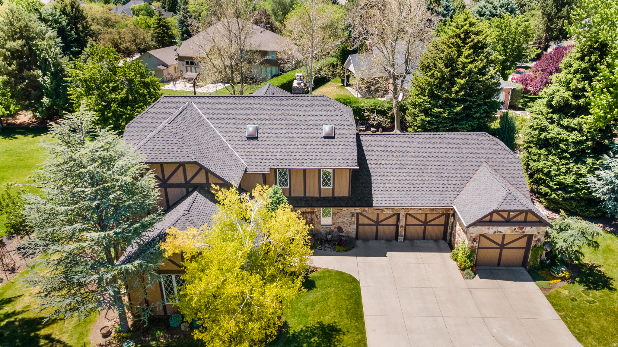 main property photo 83