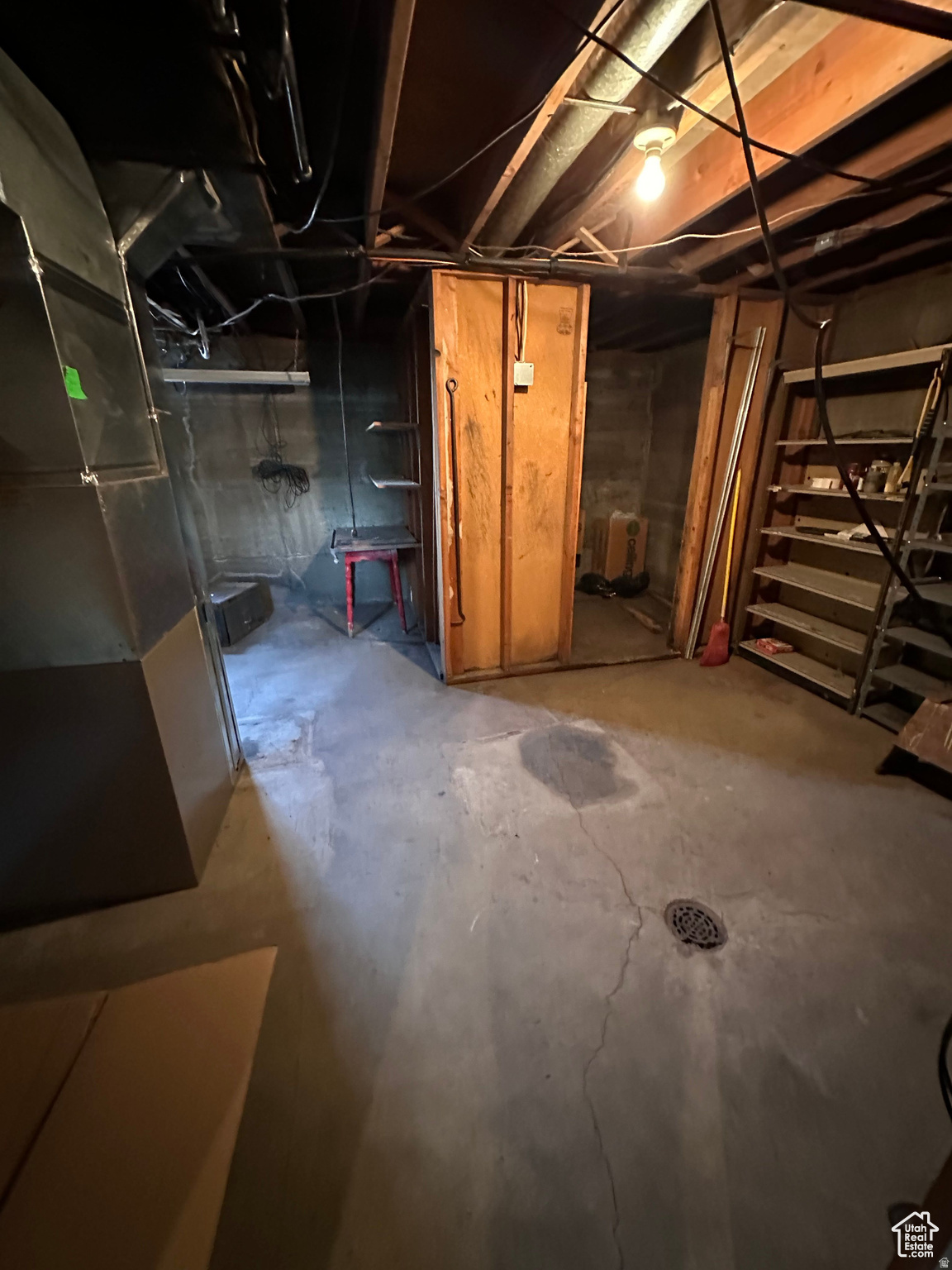 main property photo 25