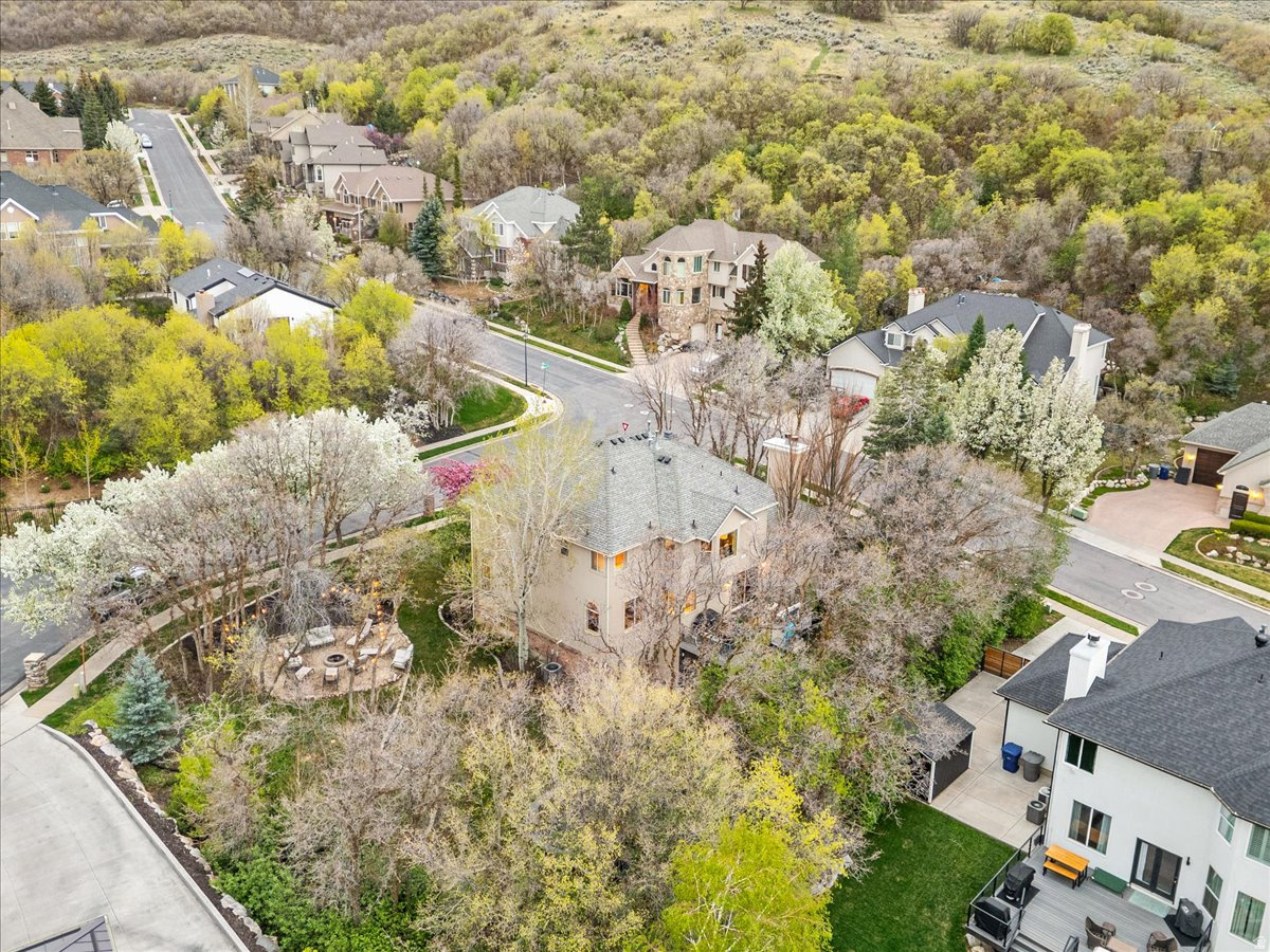 main property photo 70