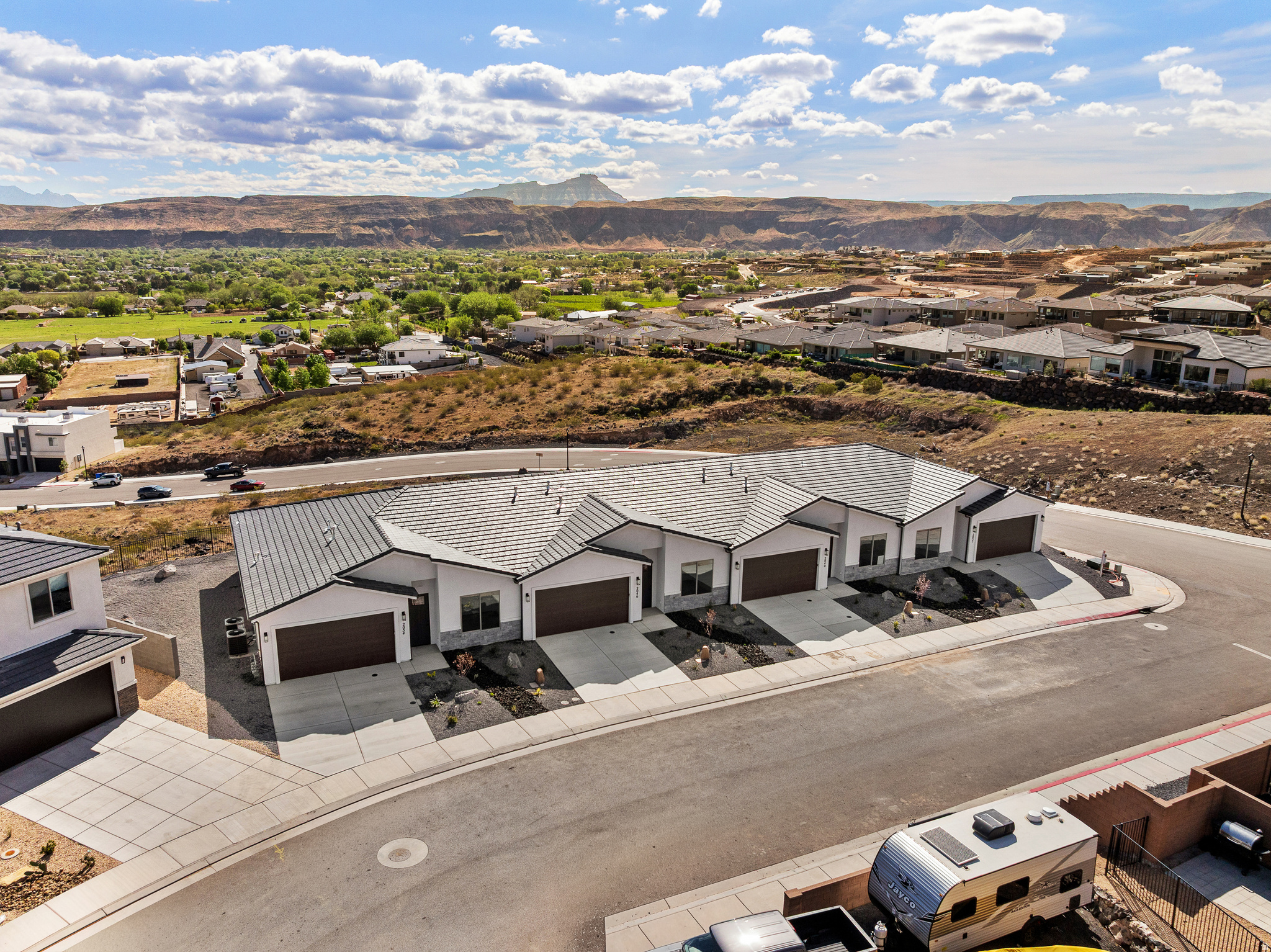 main property photo 24