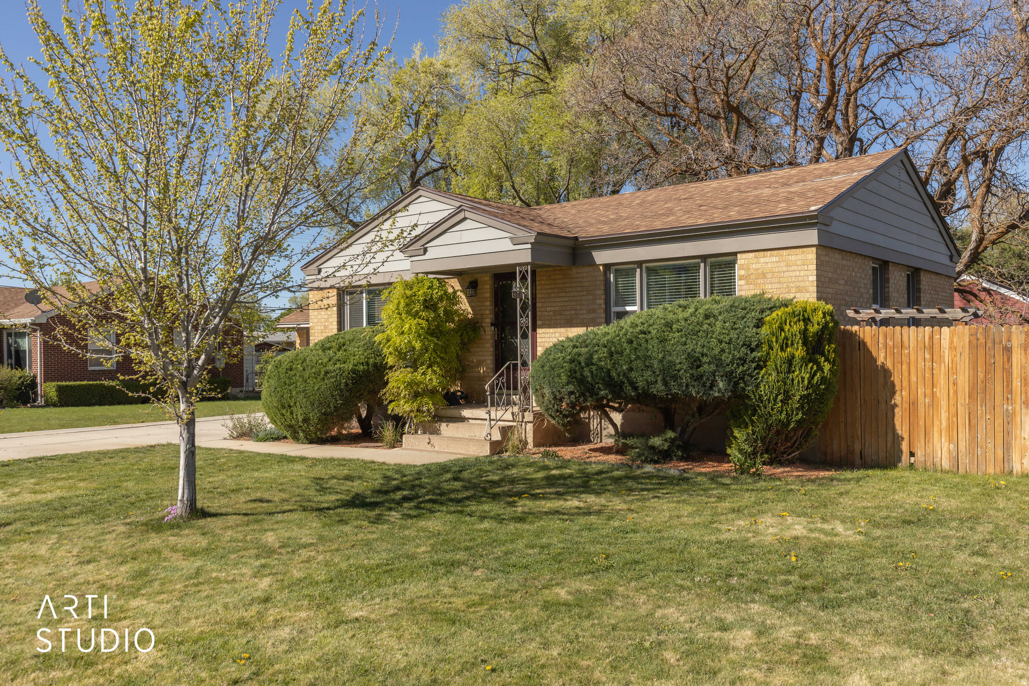 main property photo 4