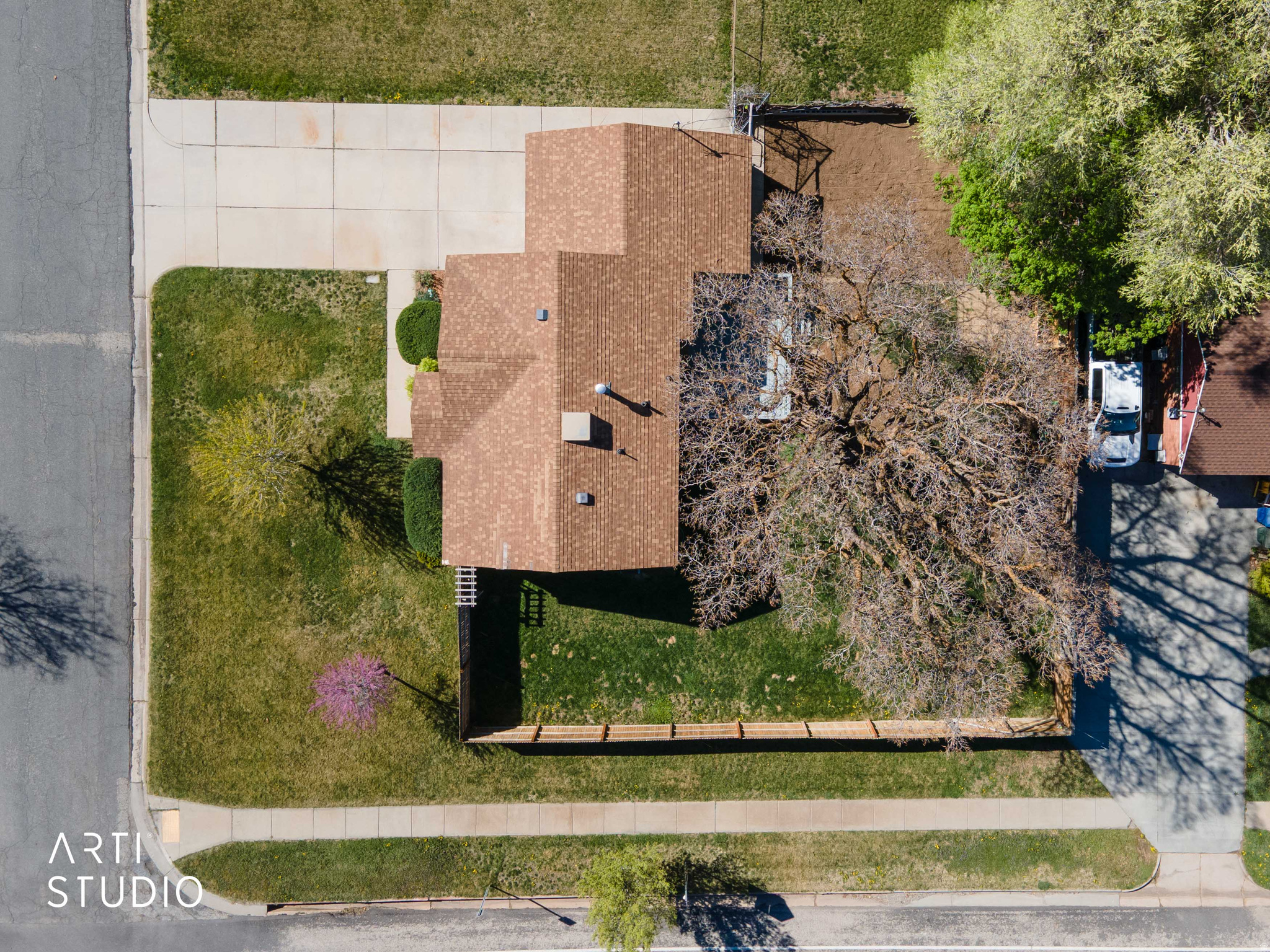main property photo 47