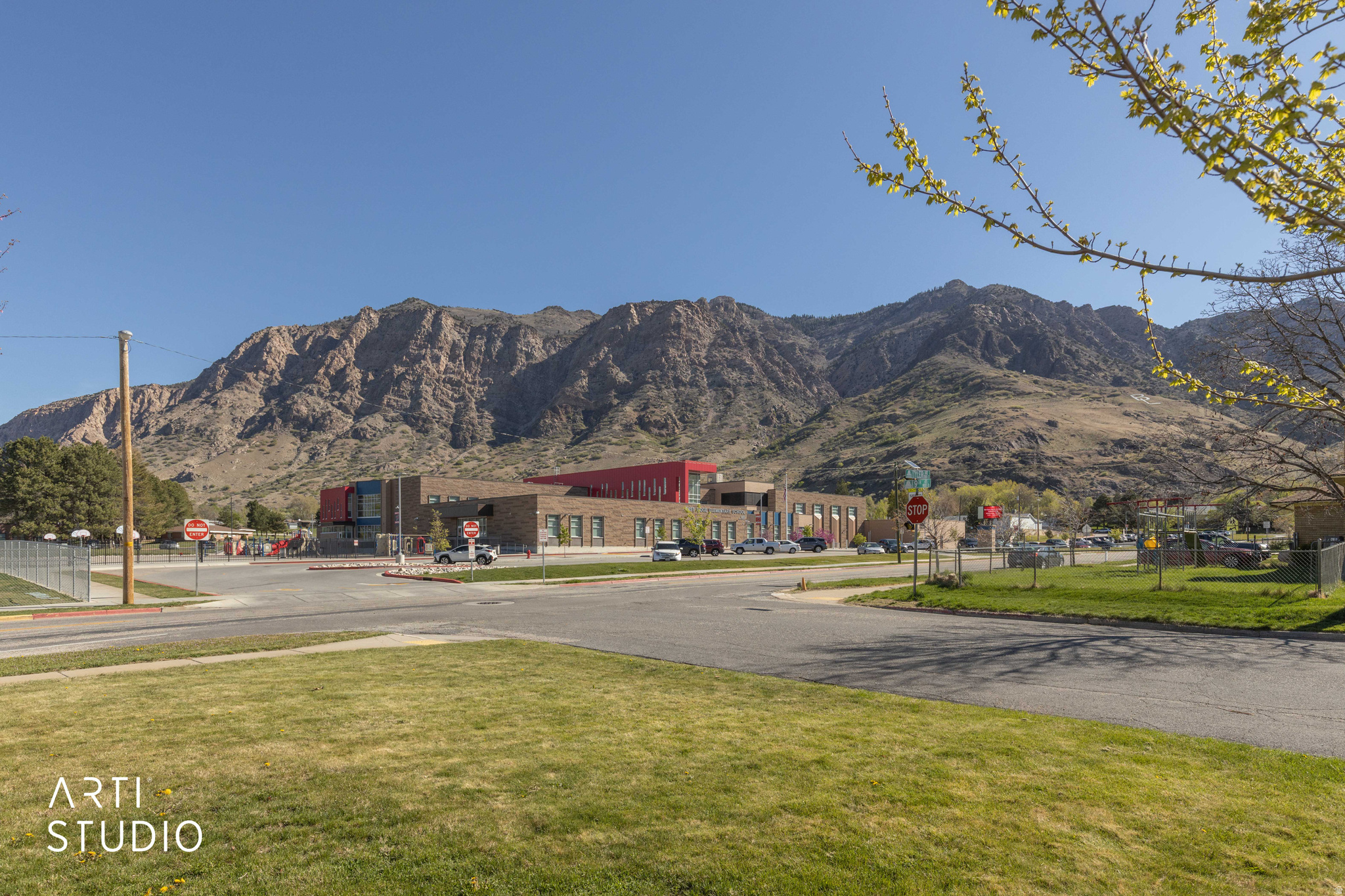 main property photo 7