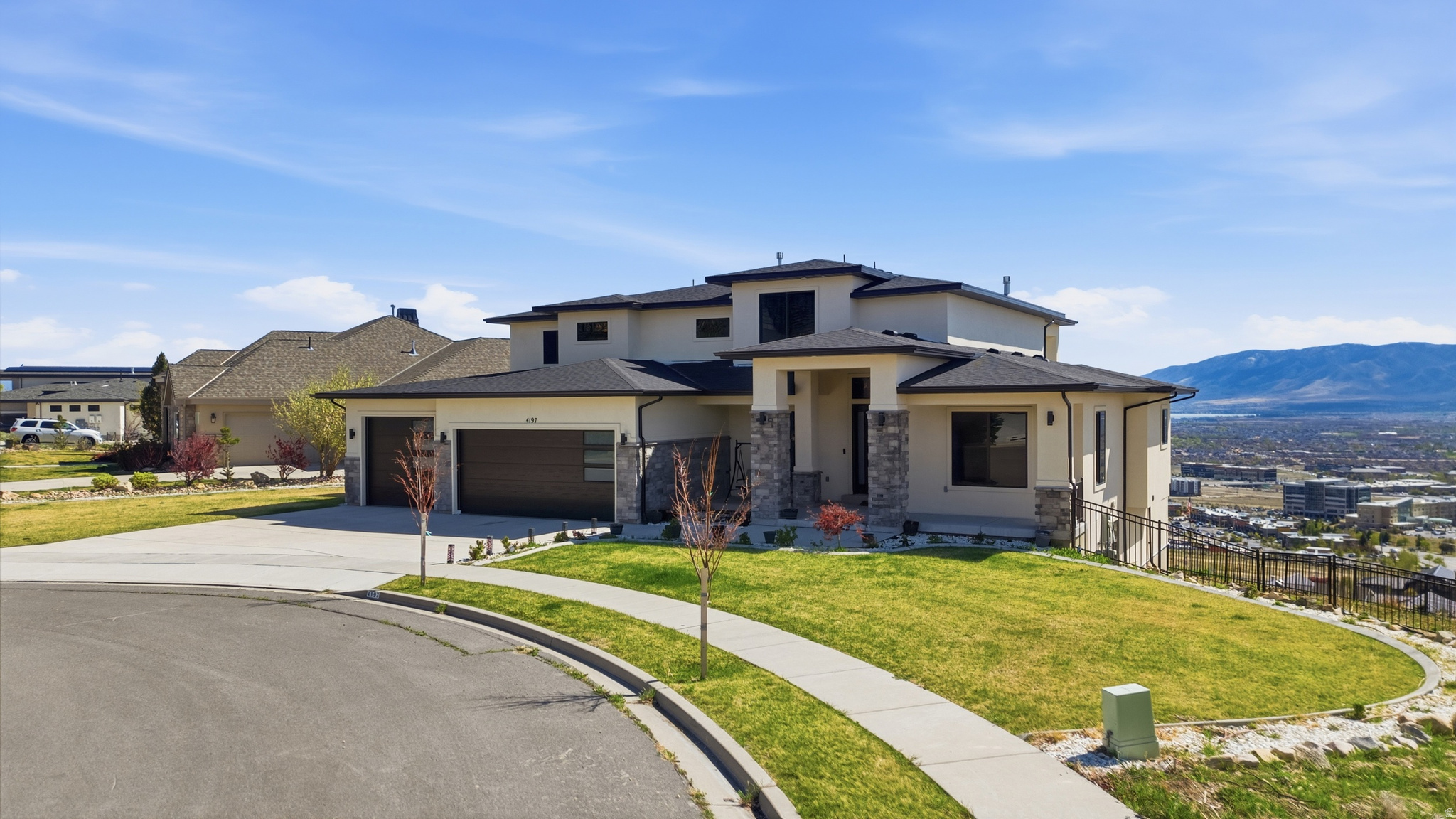 main property photo 51