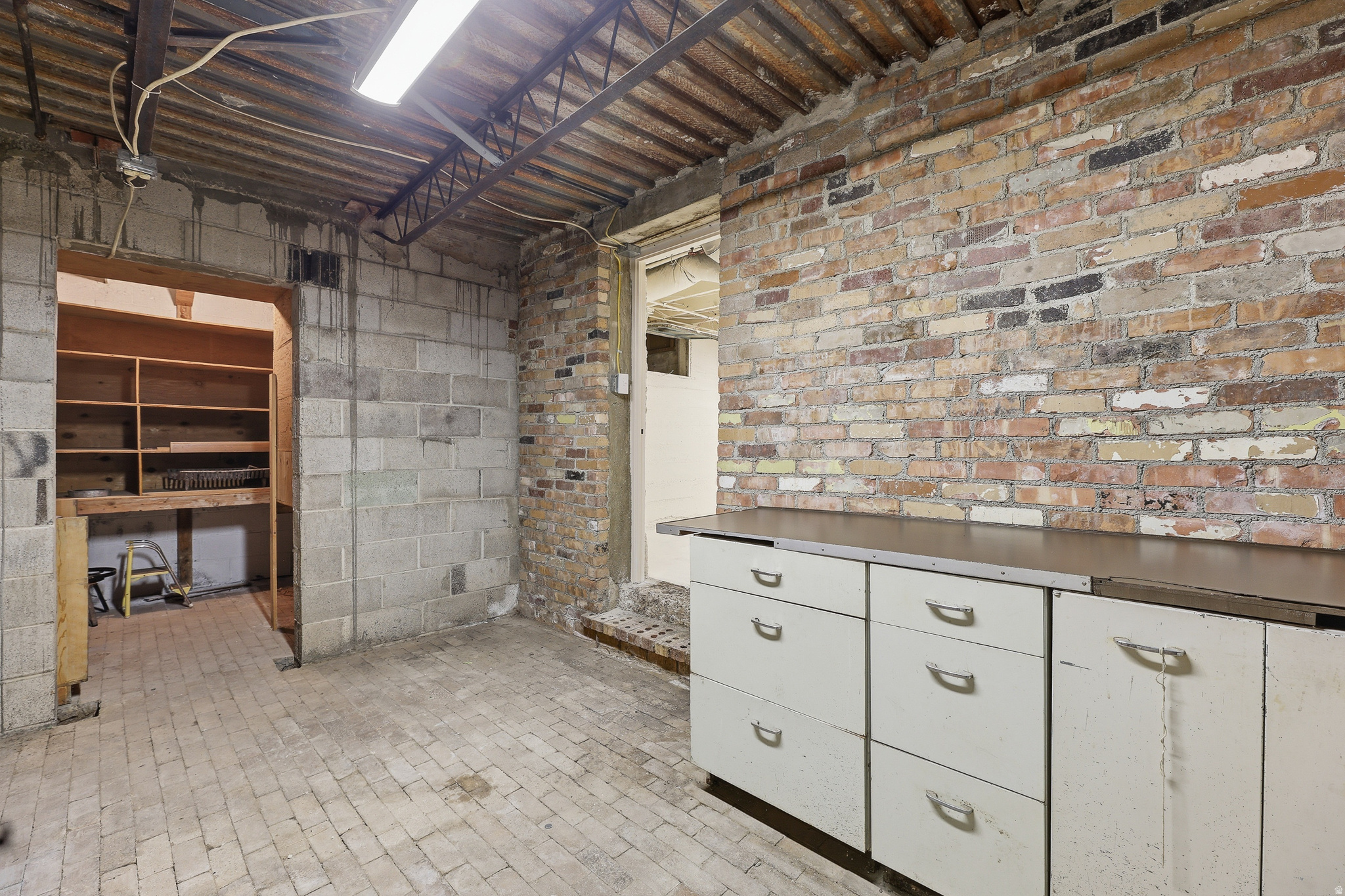 main property photo 39