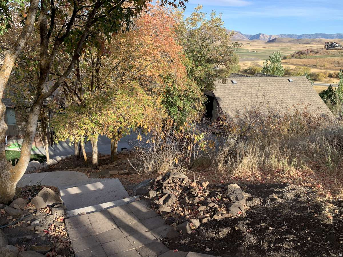 main property photo 50