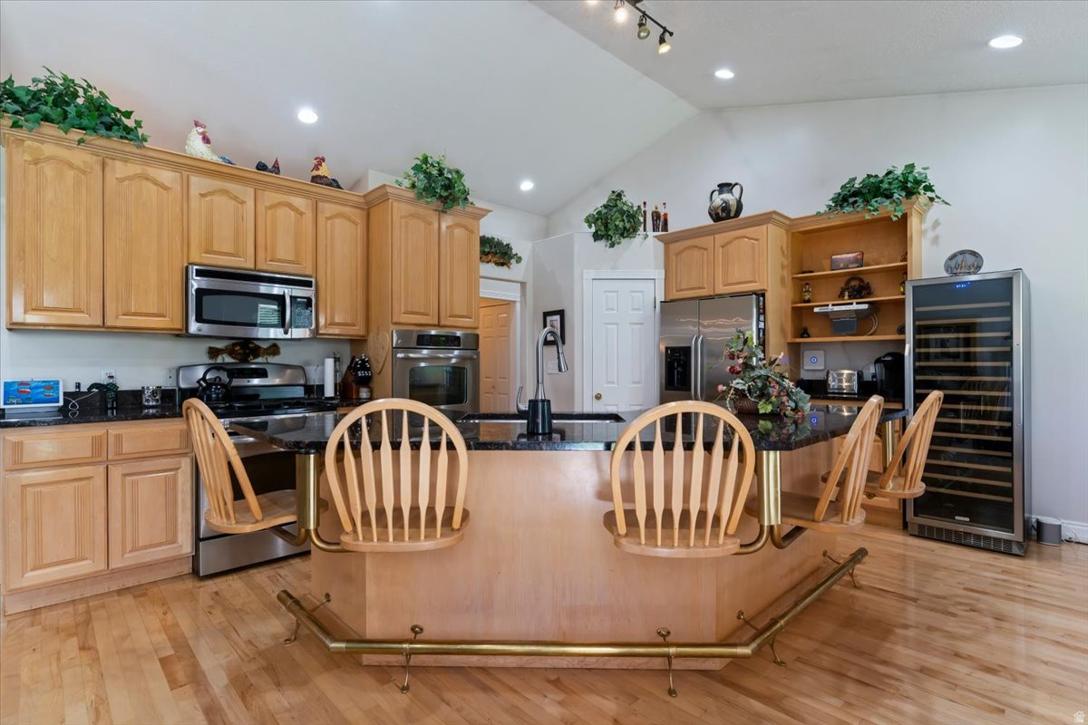main property photo 17