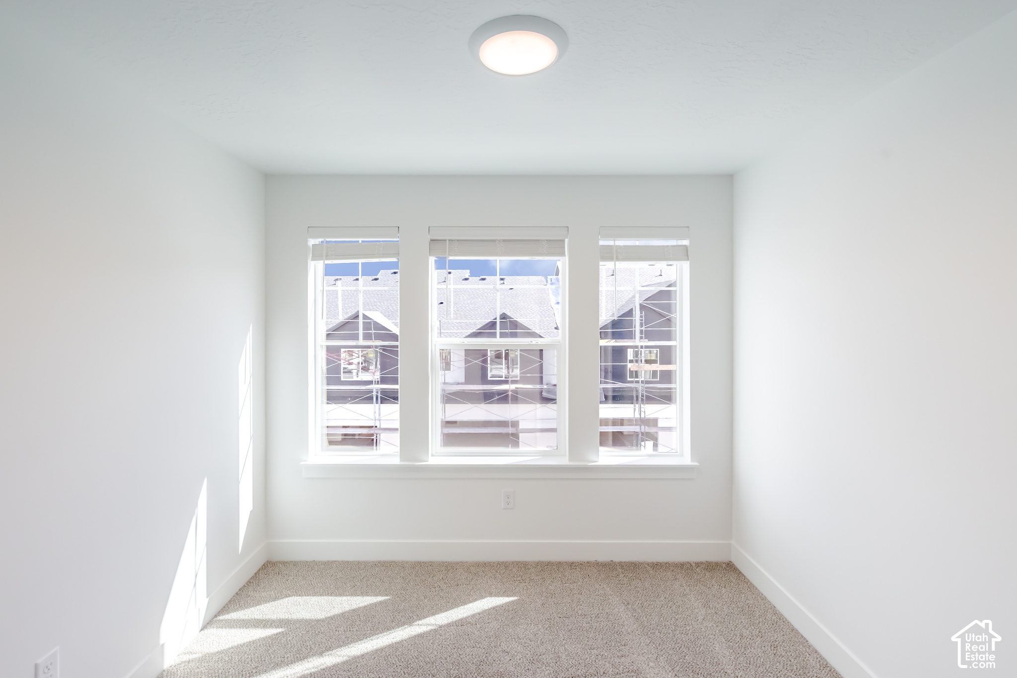 property viewer photo 15