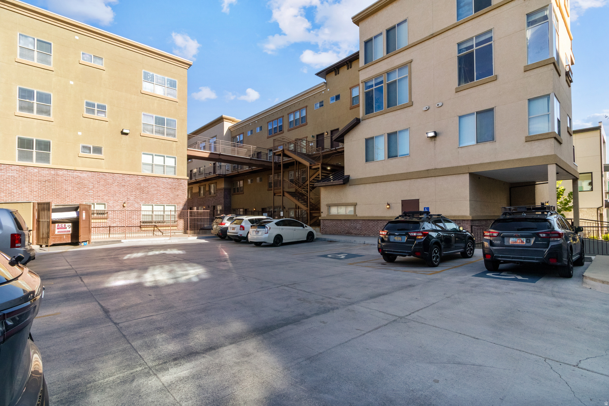main property photo 21