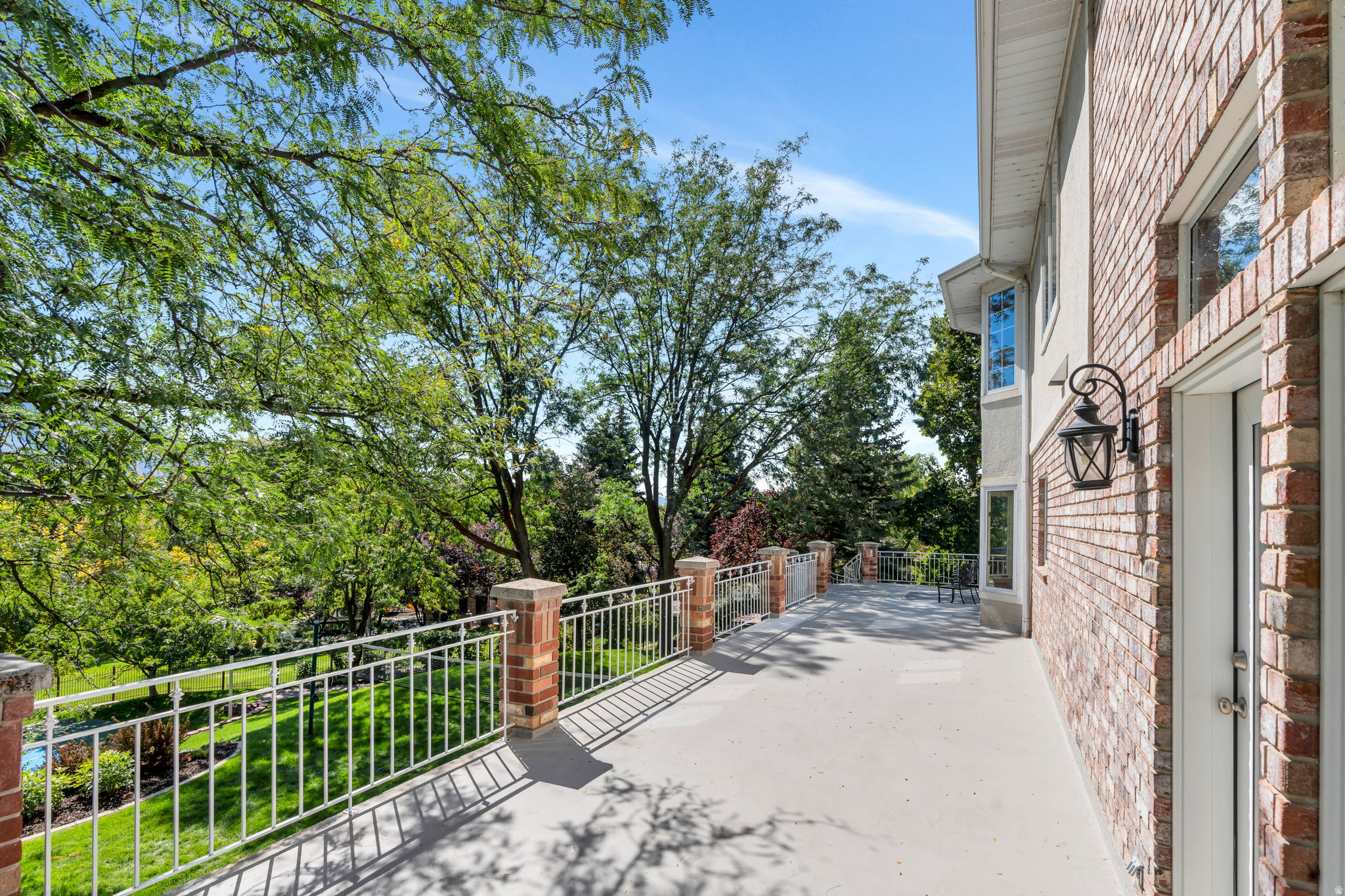 main property photo 45
