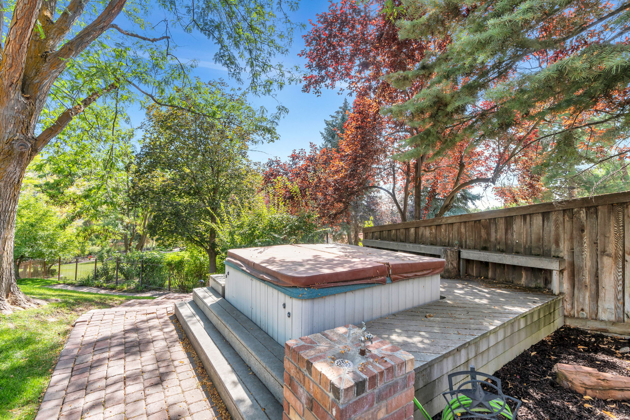main property photo 54