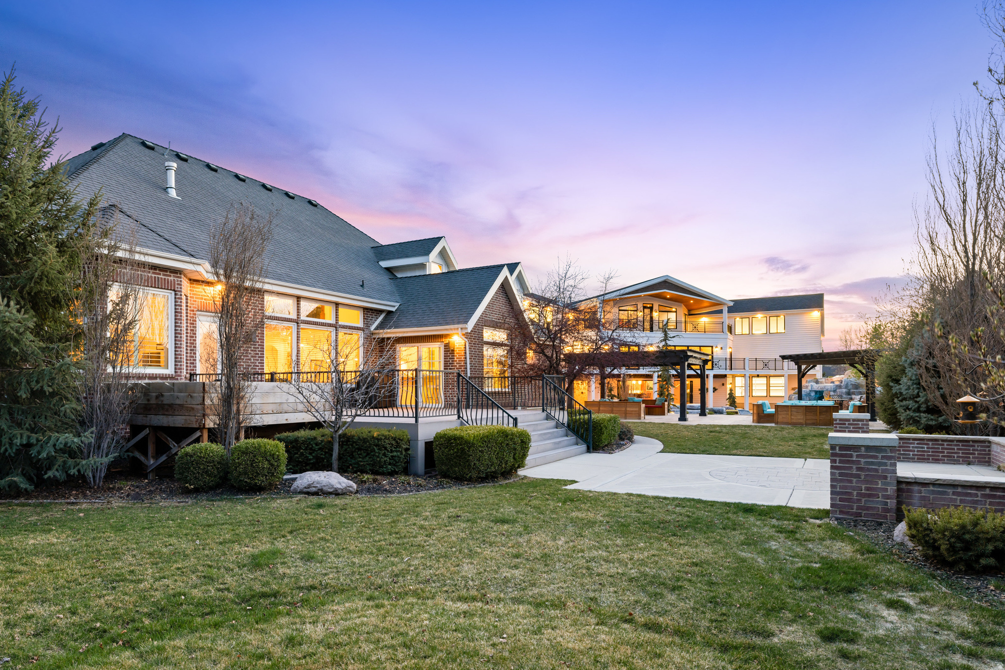 main property photo 12