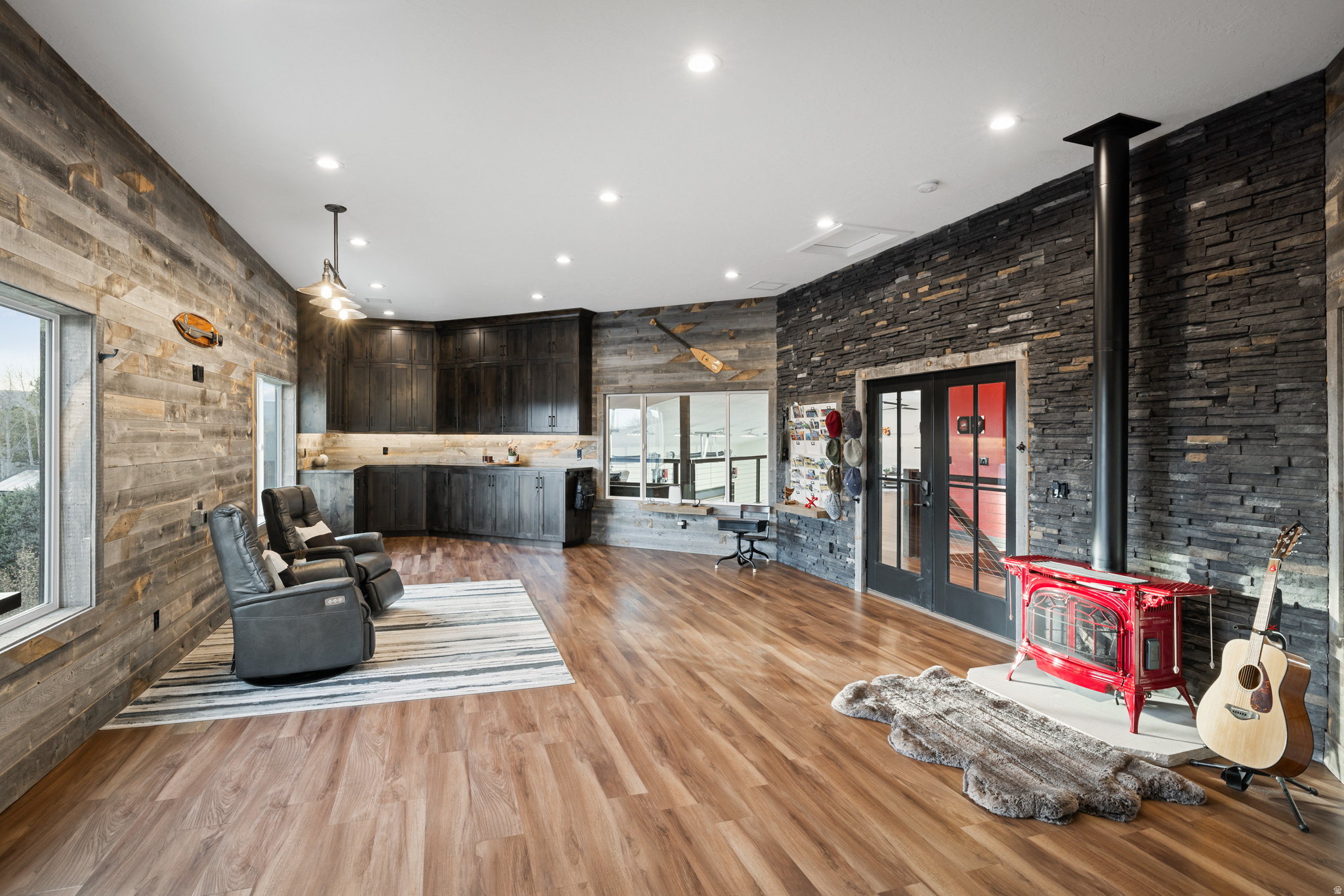 main property photo 77