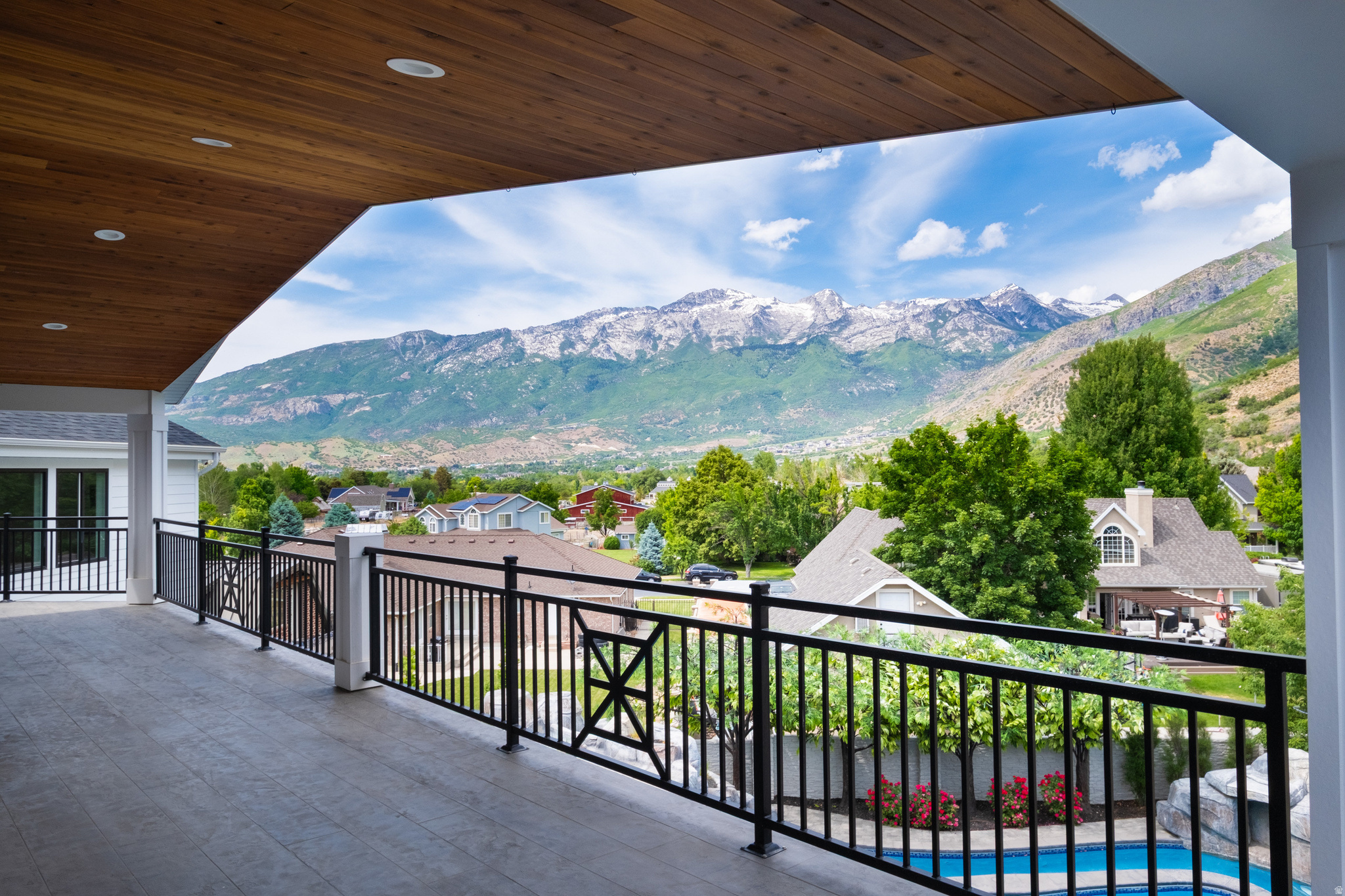 main property photo 78