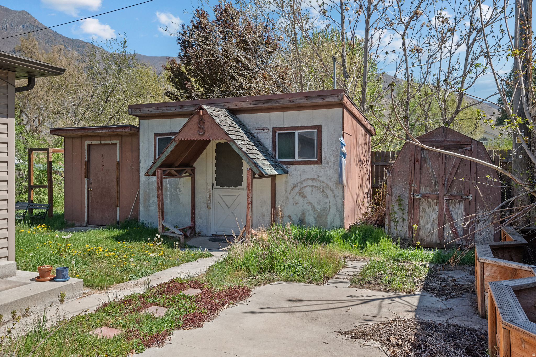 main property photo 20