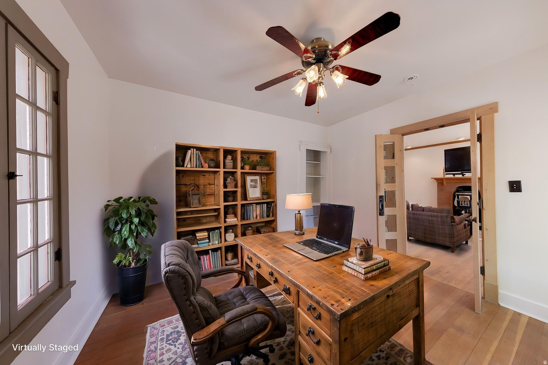 main property photo 13