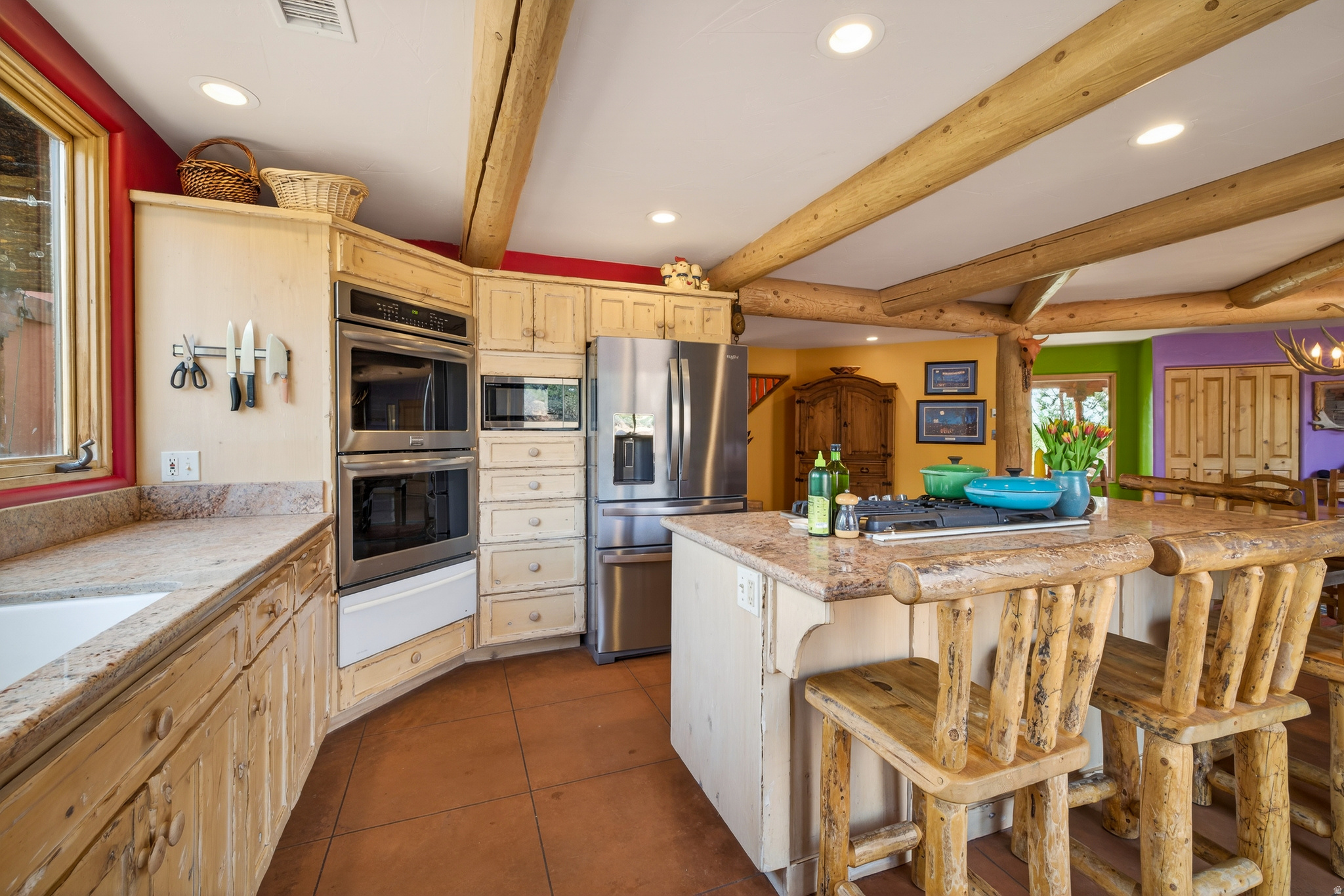 main property photo 28