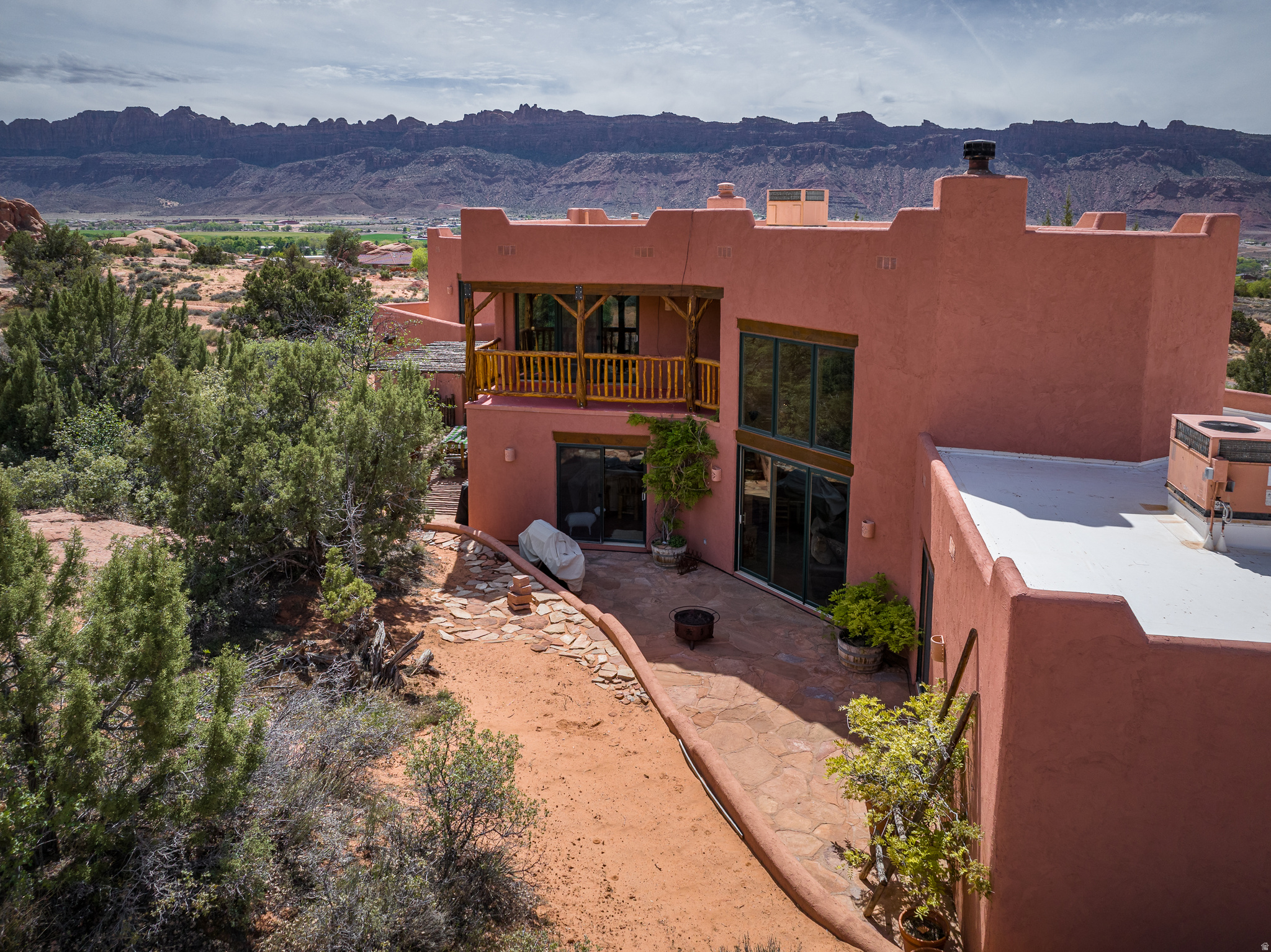 main property photo 60
