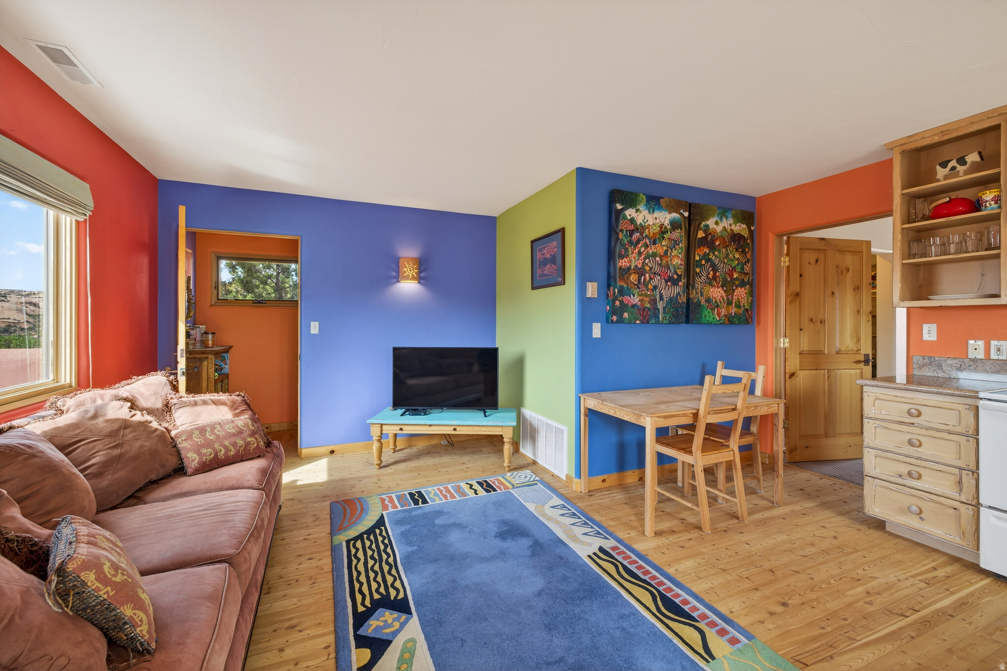main property photo 74