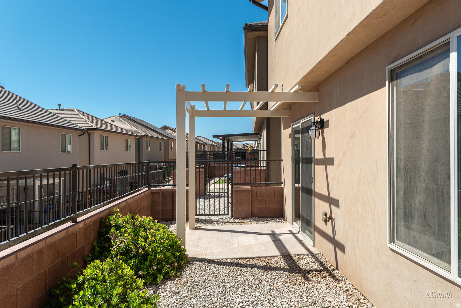 main property photo 38
