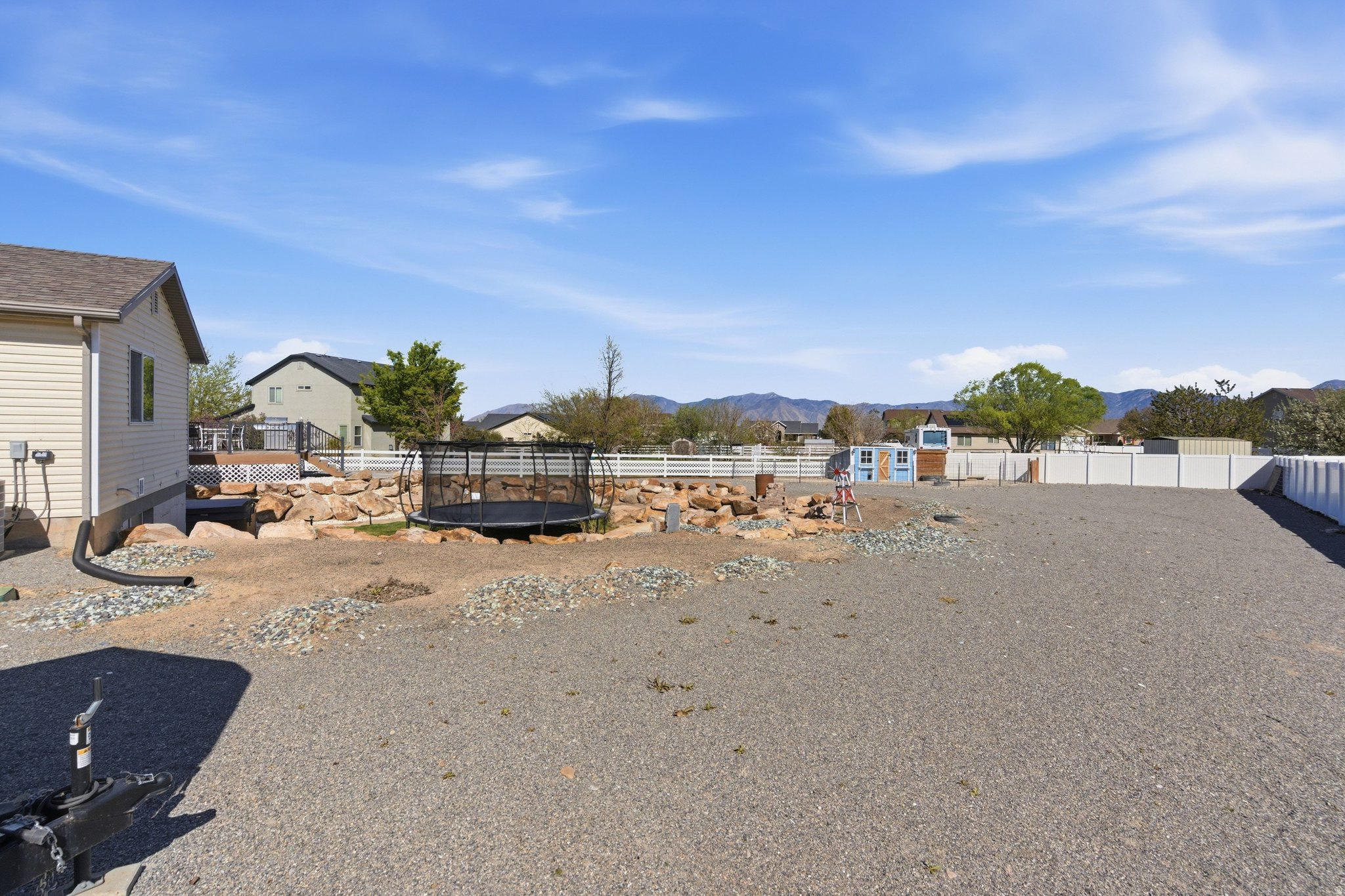 main property photo 59