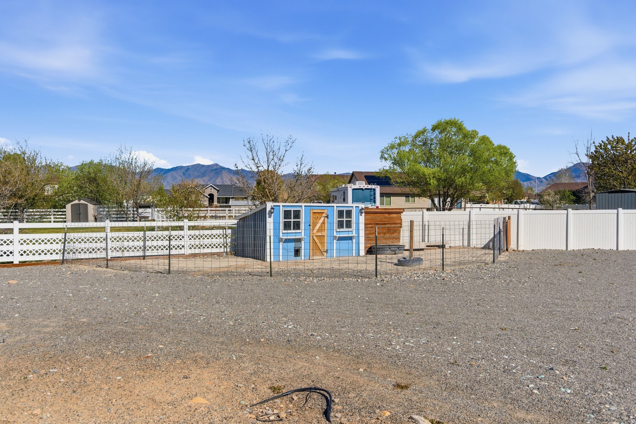 main property photo 60