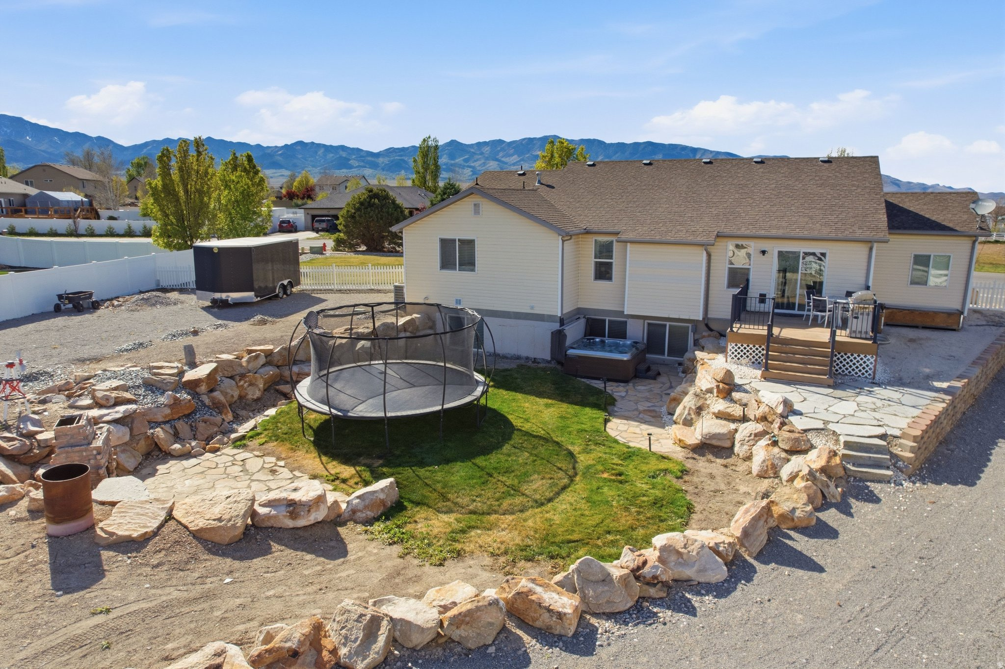 main property photo 66
