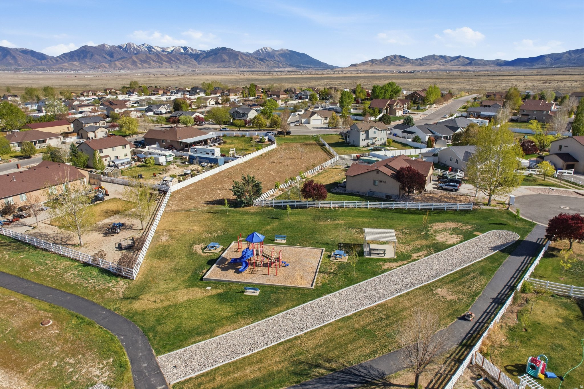 main property photo 80