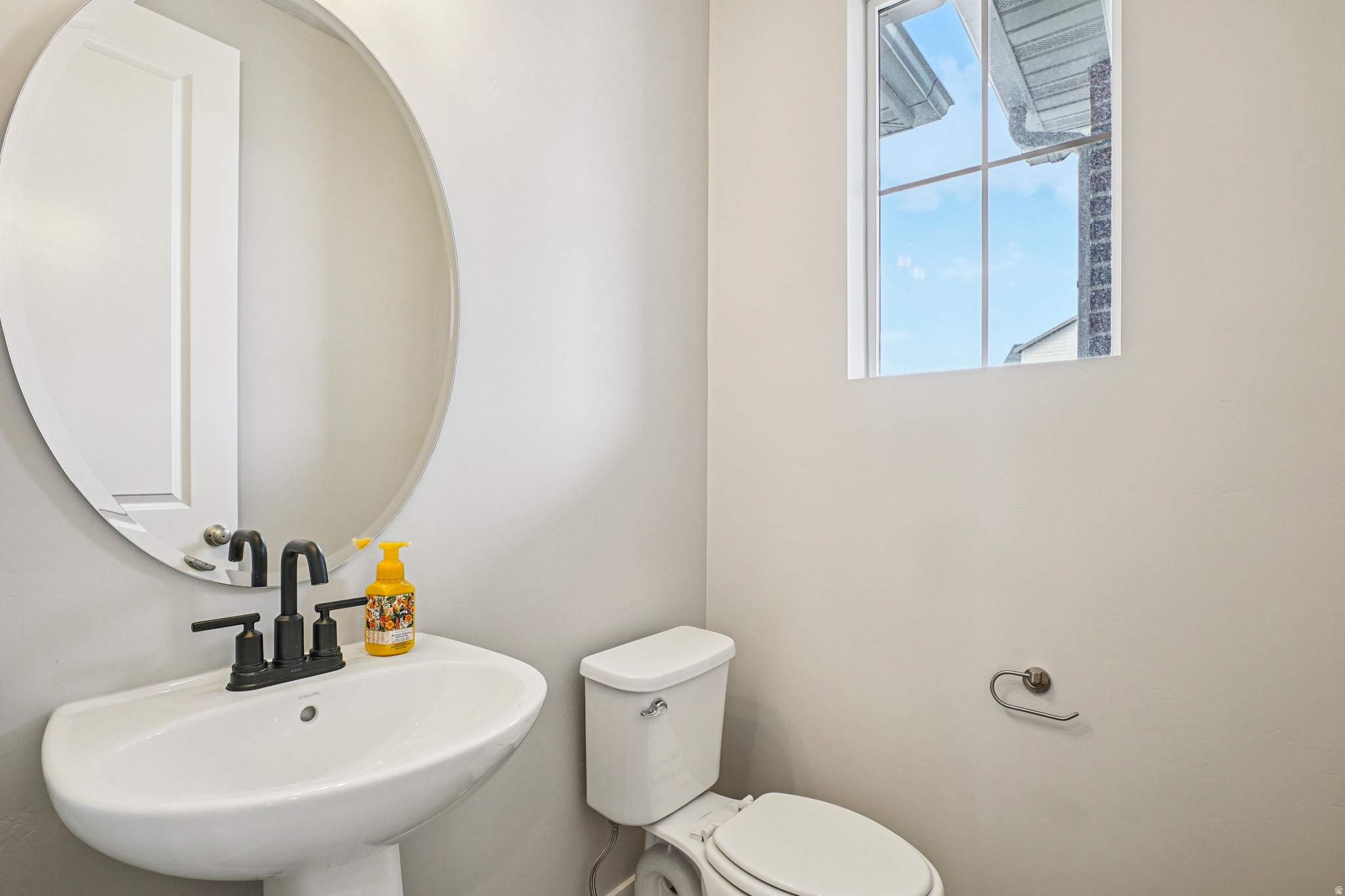 main property photo 8
