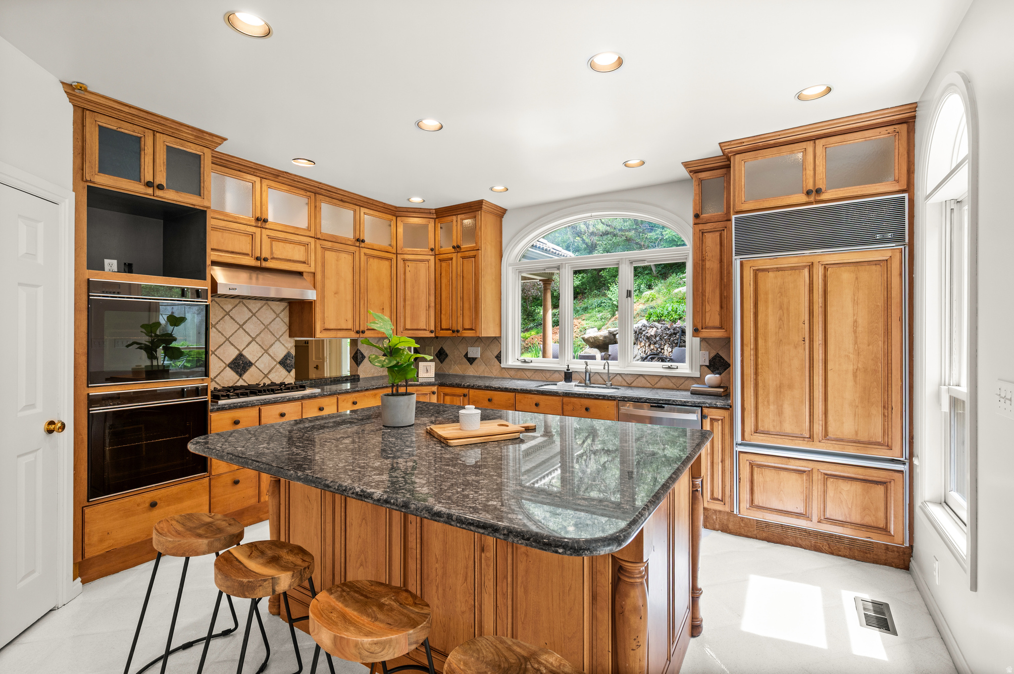 main property photo 65