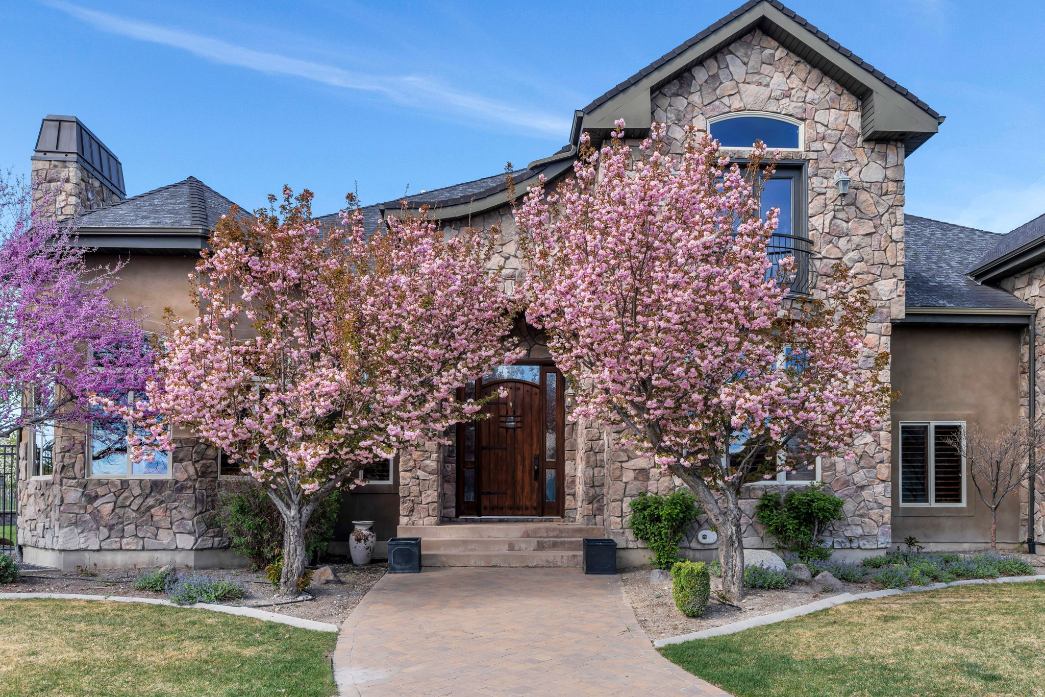 main property photo 74