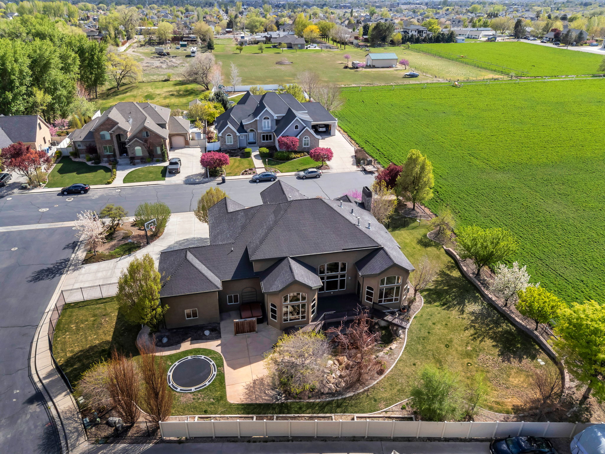 main property photo 85