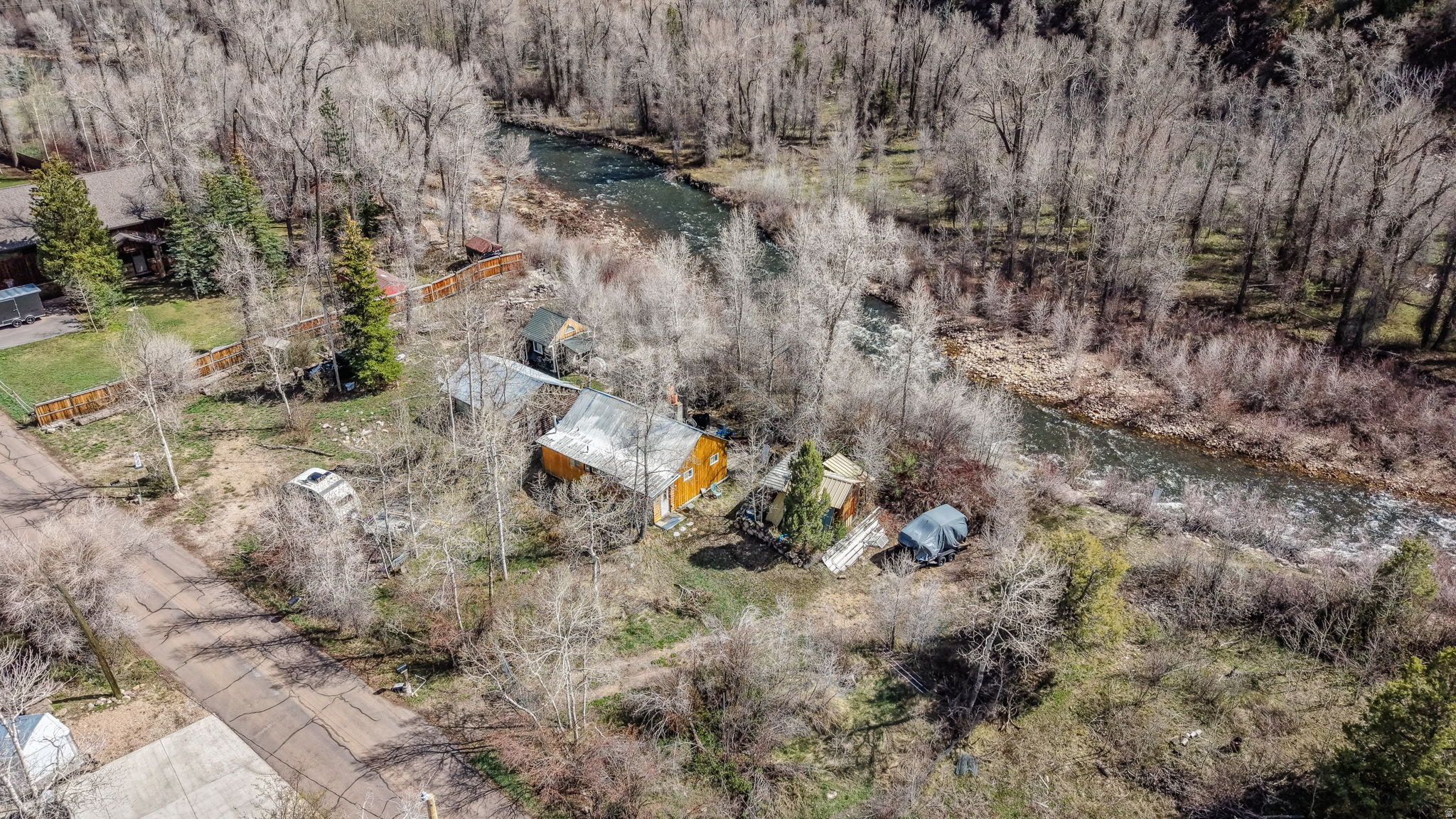 main property photo 26