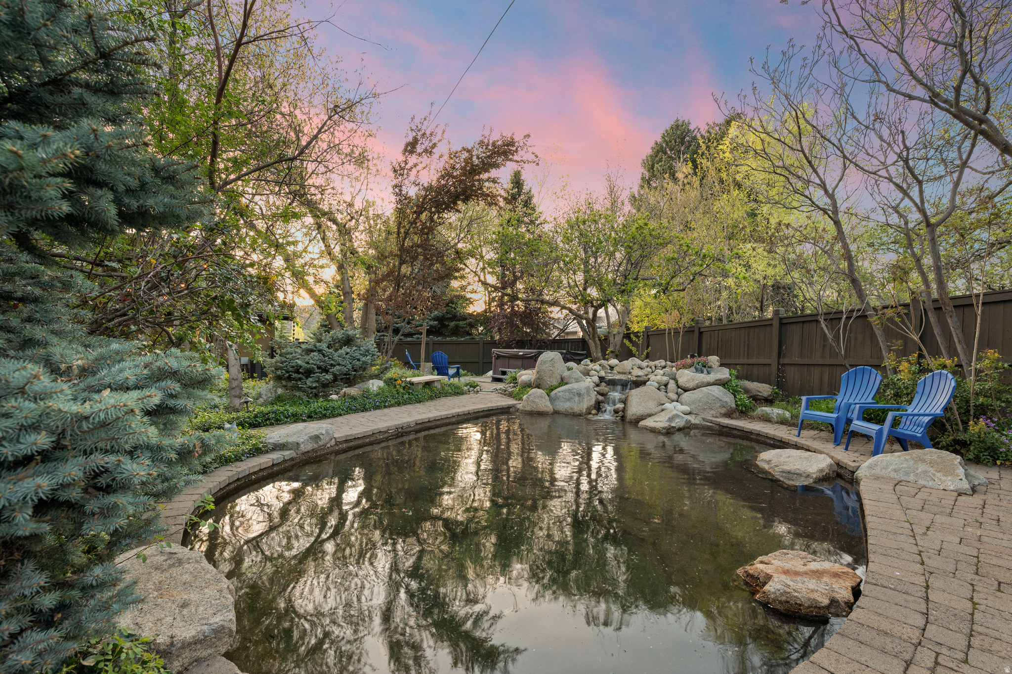 main property photo 23