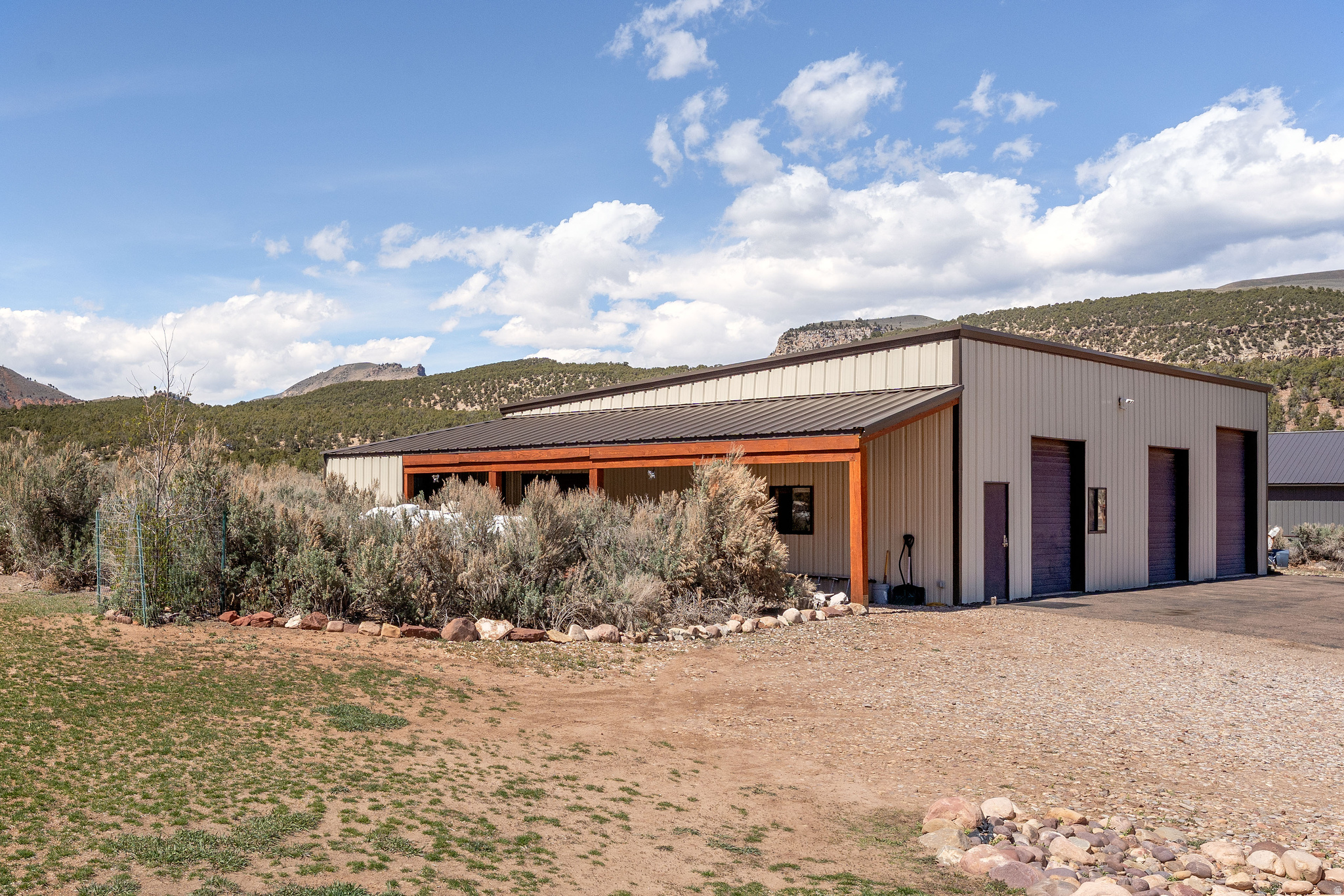 main property photo 47