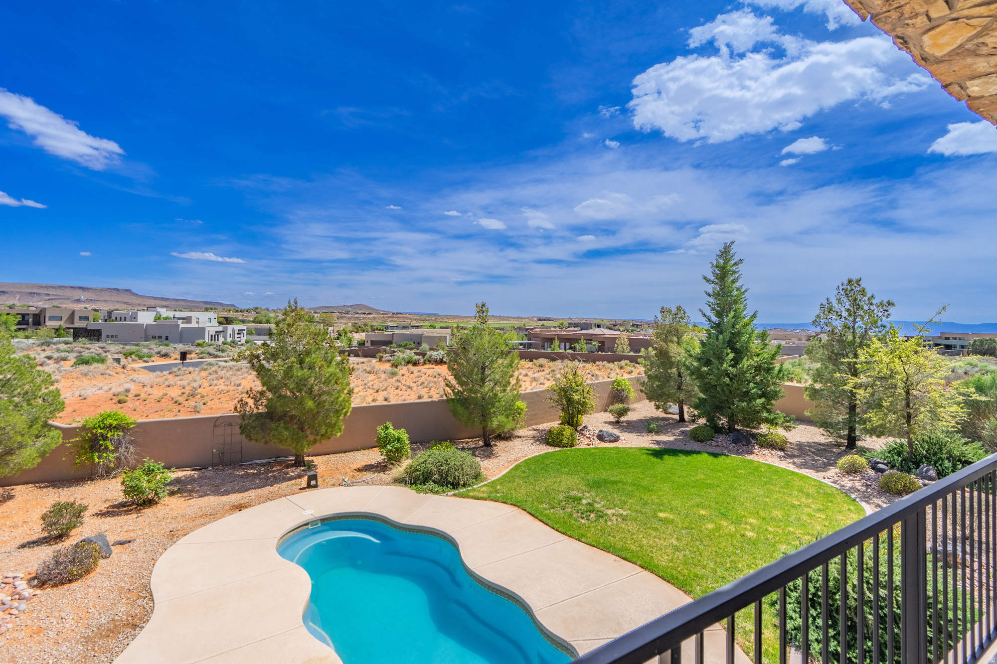 main property photo 44