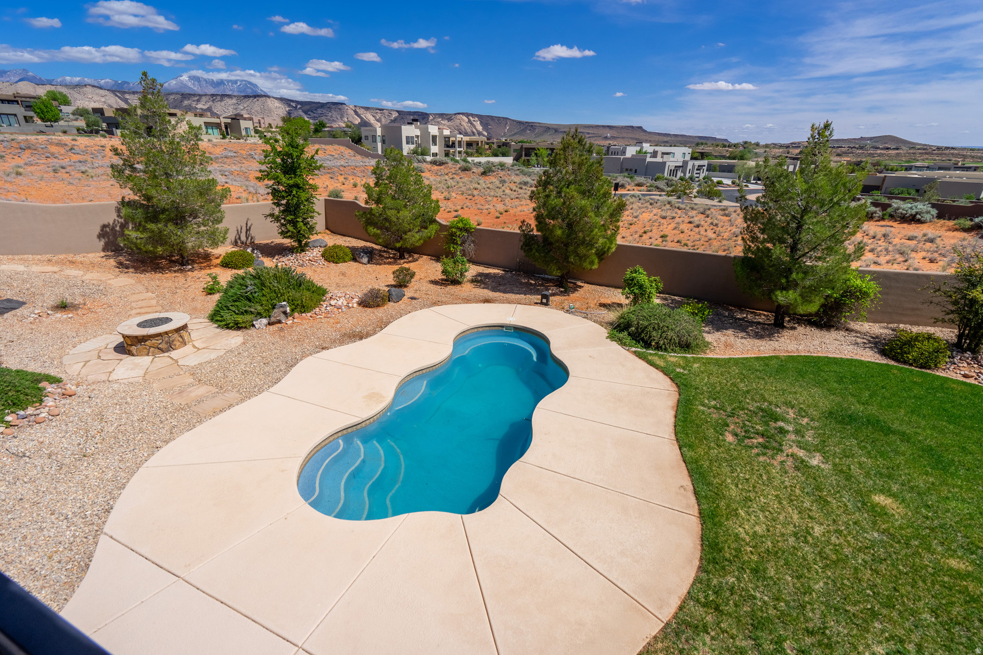 main property photo 48