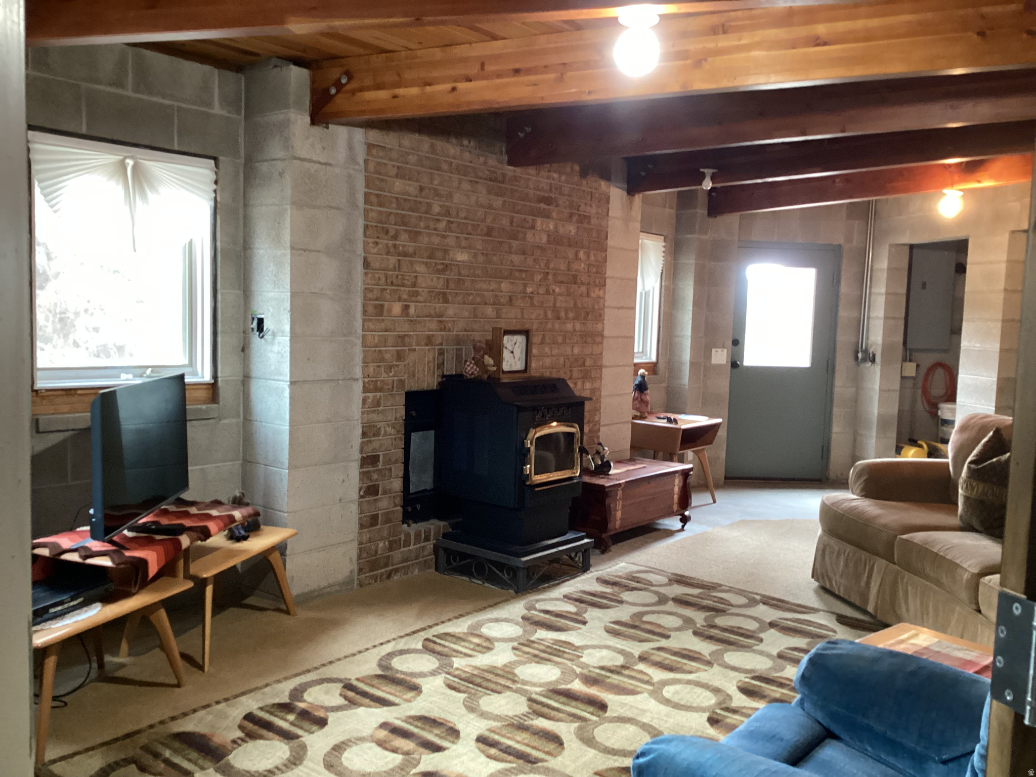 main property photo 32