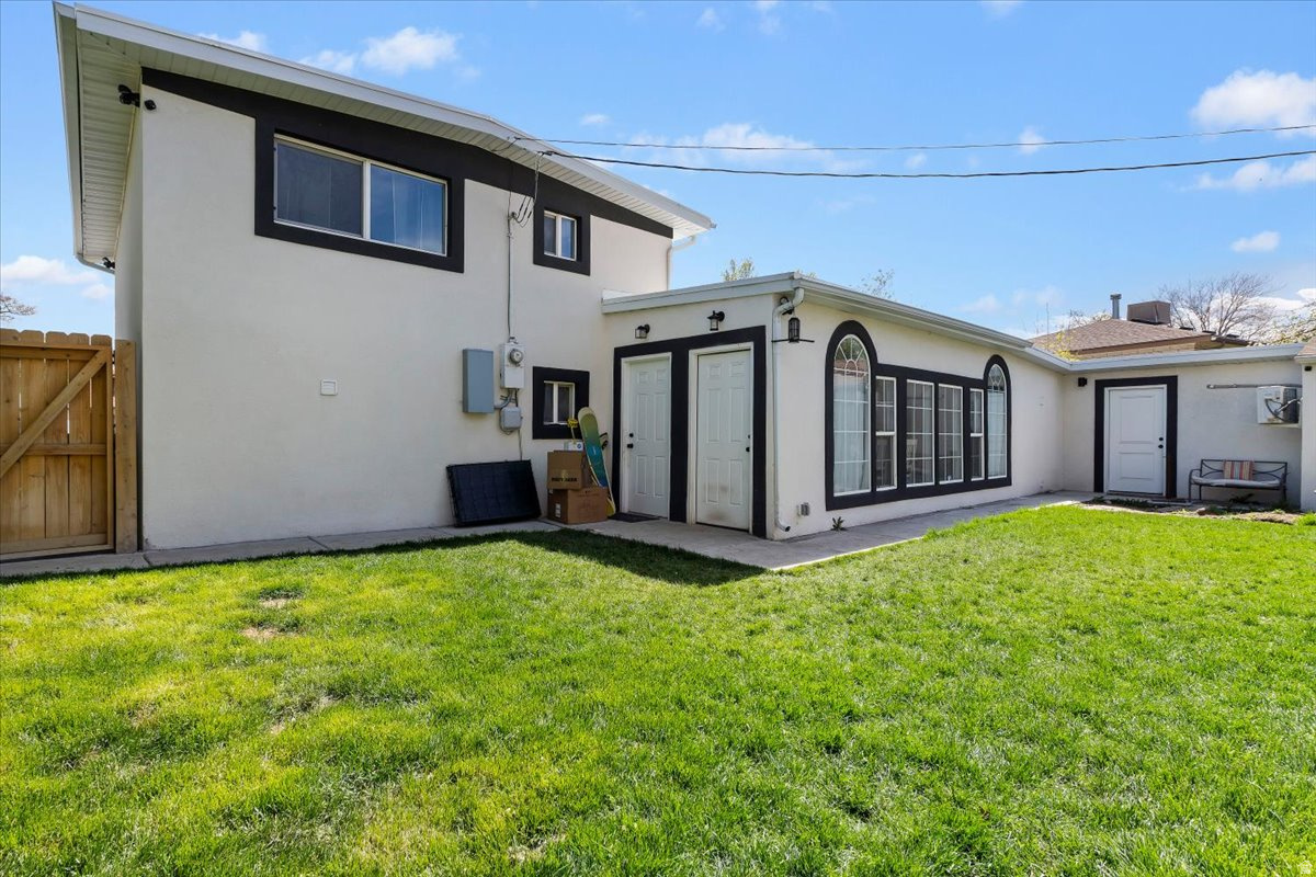 main property photo 27