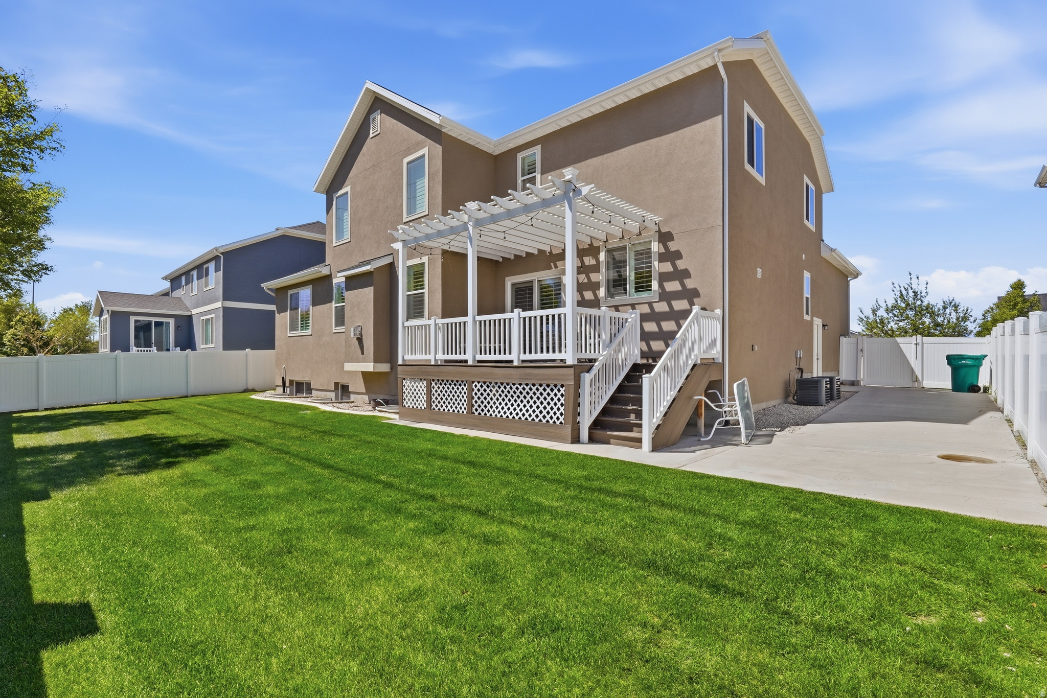 main property photo 26