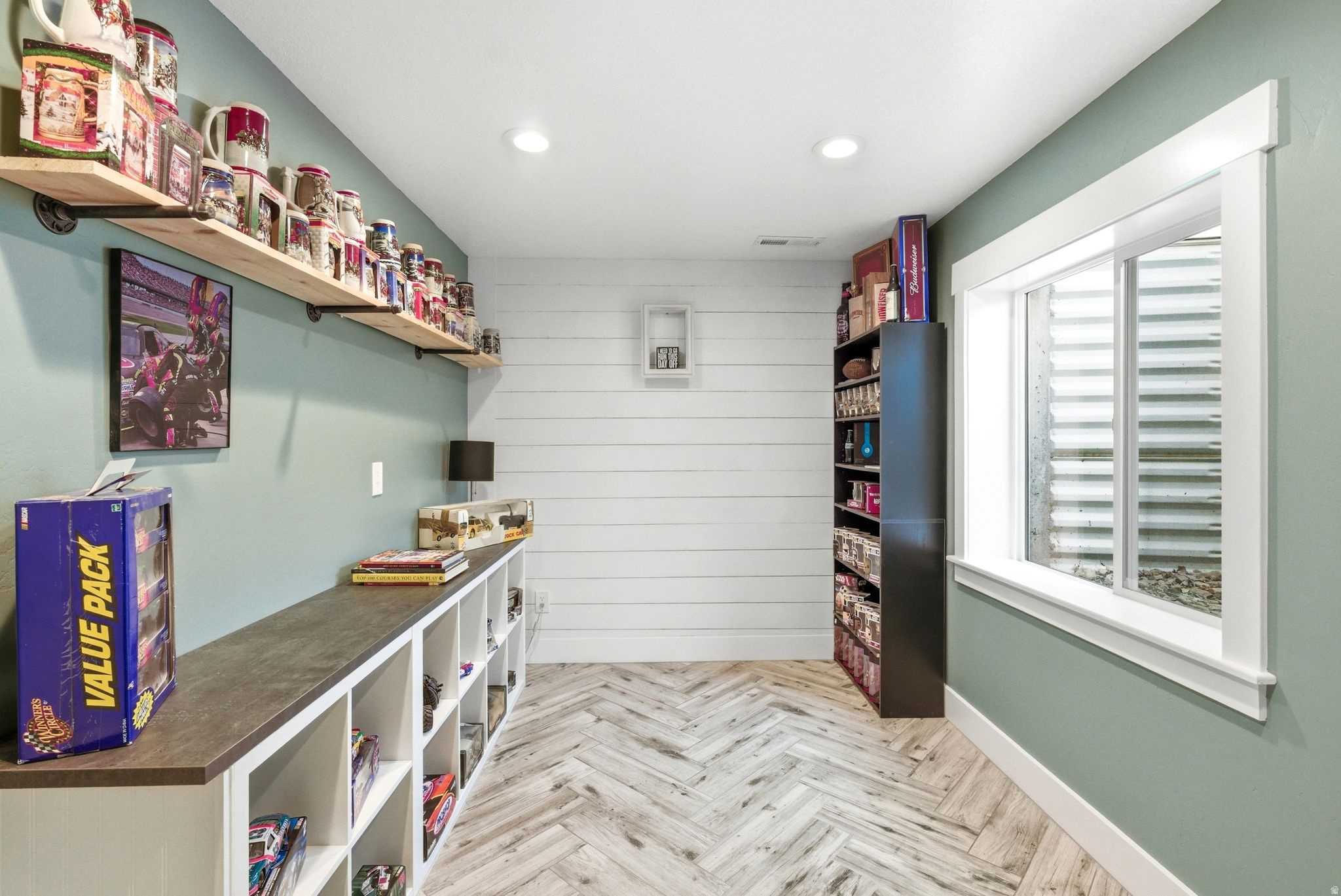 main property photo 47